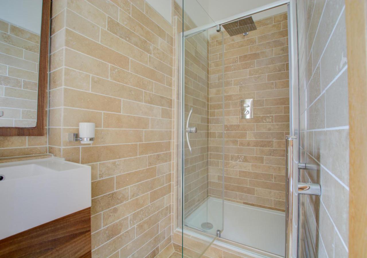 3 Bed in Padstow oc-p00357