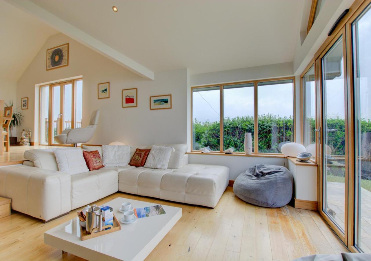 3 Bed in Padstow oc-p00357