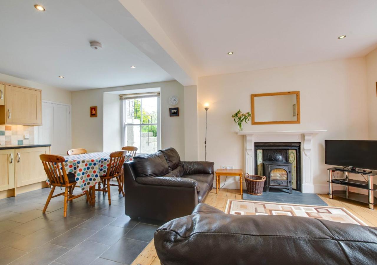 2 Bed in Mousehole oc-mizpah