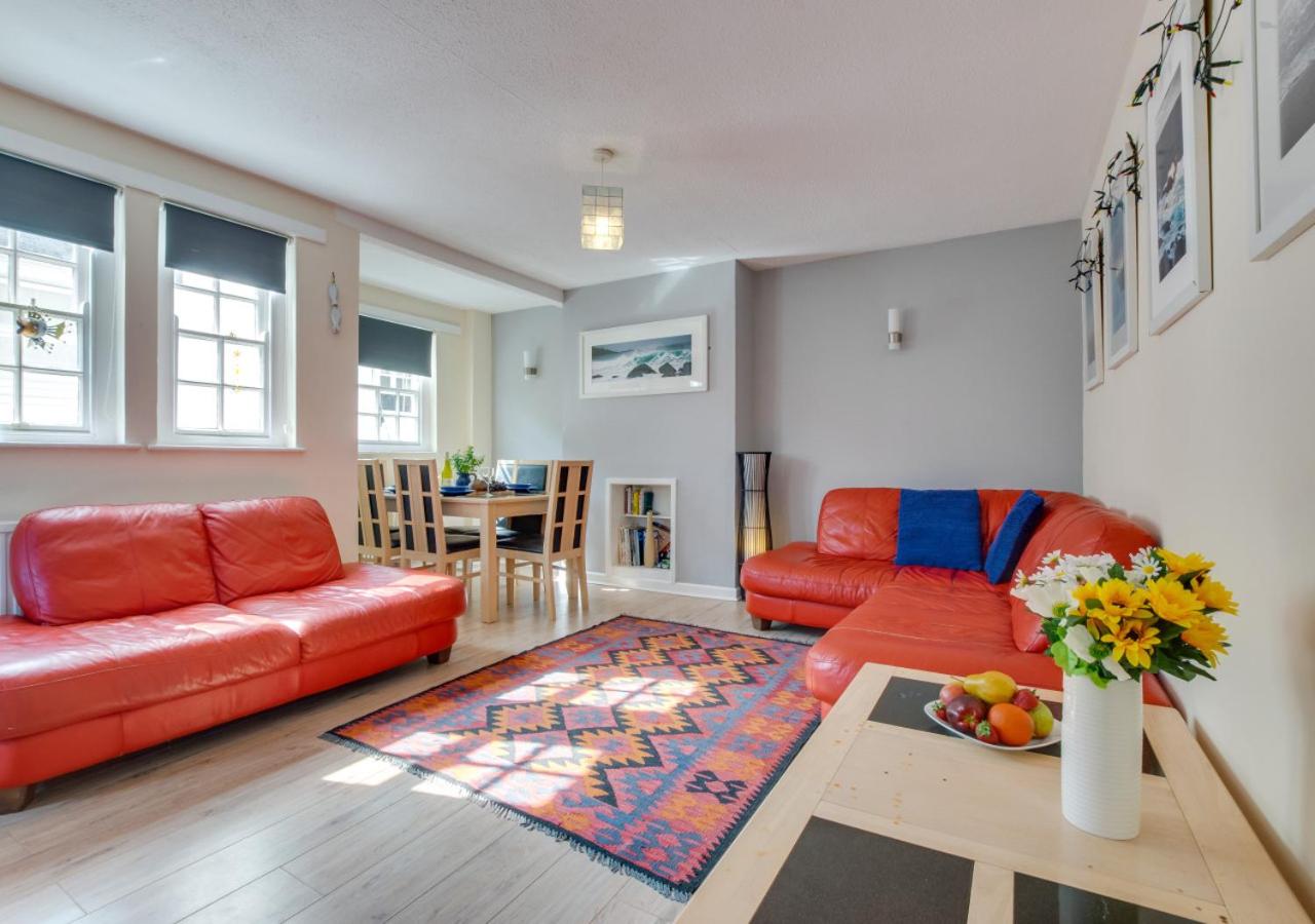 3 Bed in St. Ives oc-virg14 view 3