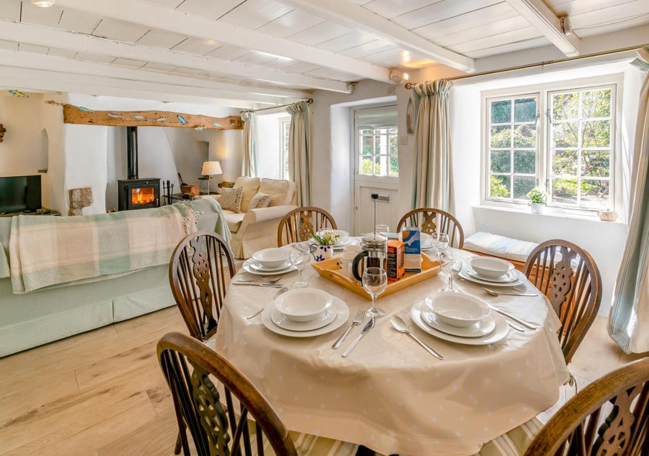 3 Bed in Helford oc-hcwedn