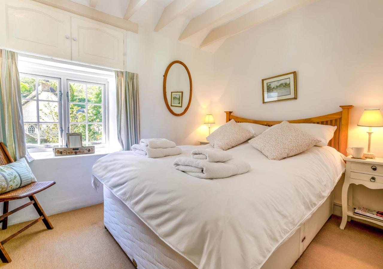 3 Bed in Helford oc-hcwedn