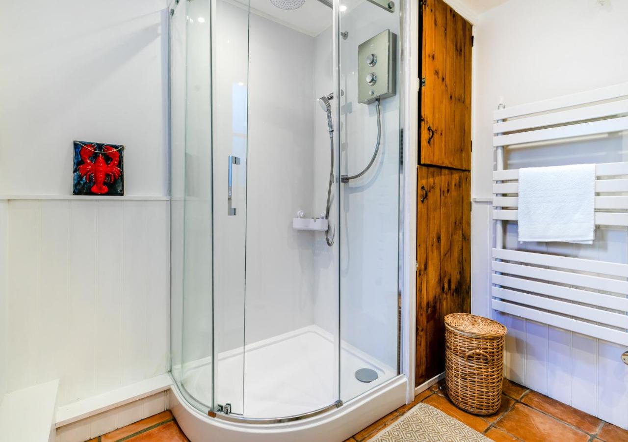 3 Bed in Helford oc-hcwedn
