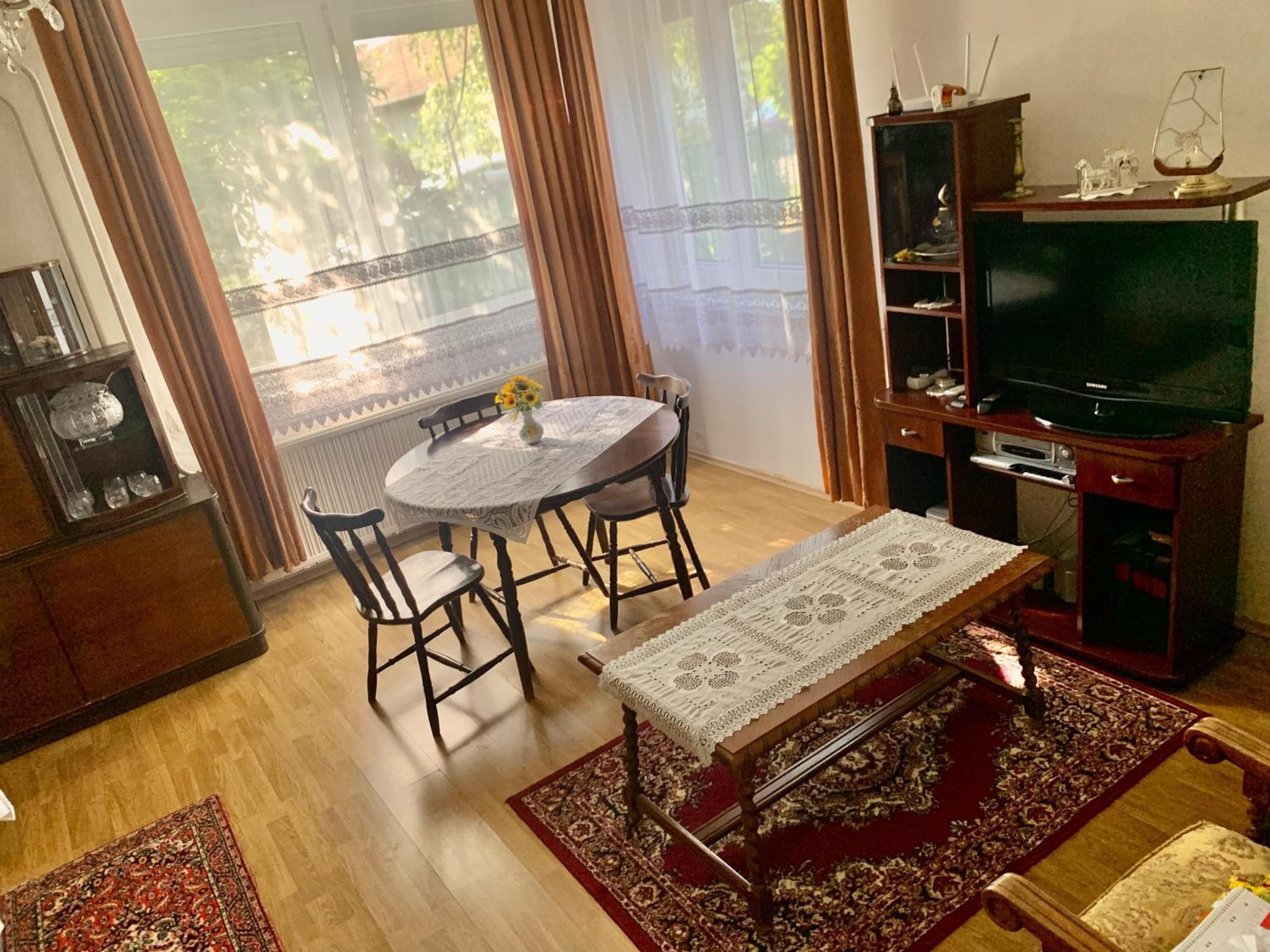 Grany's Retro Guesthouse near Budapest AirPort