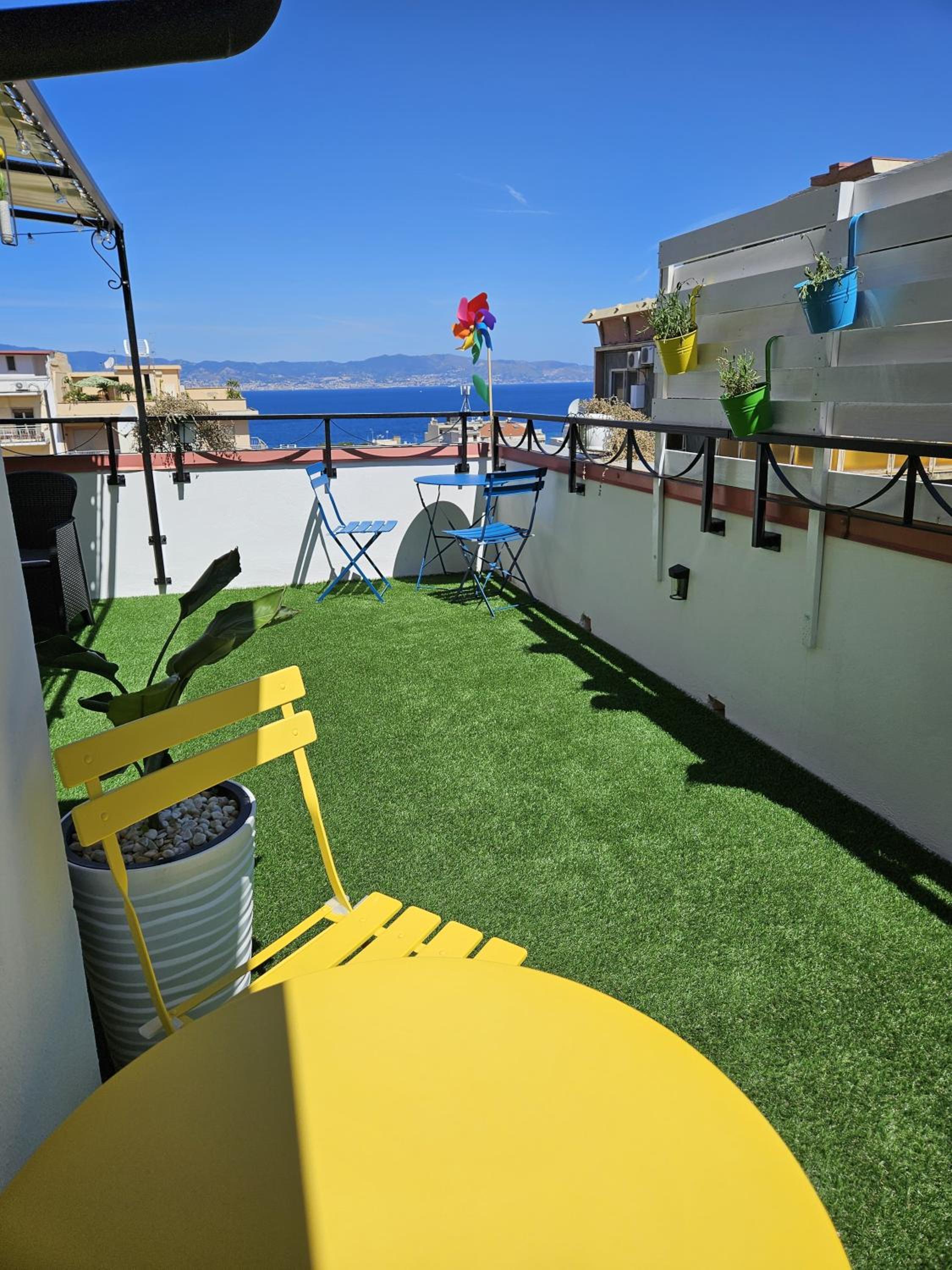 B&B Fuori Squadro - In Centro Città - Terrazza Relax vista Mare