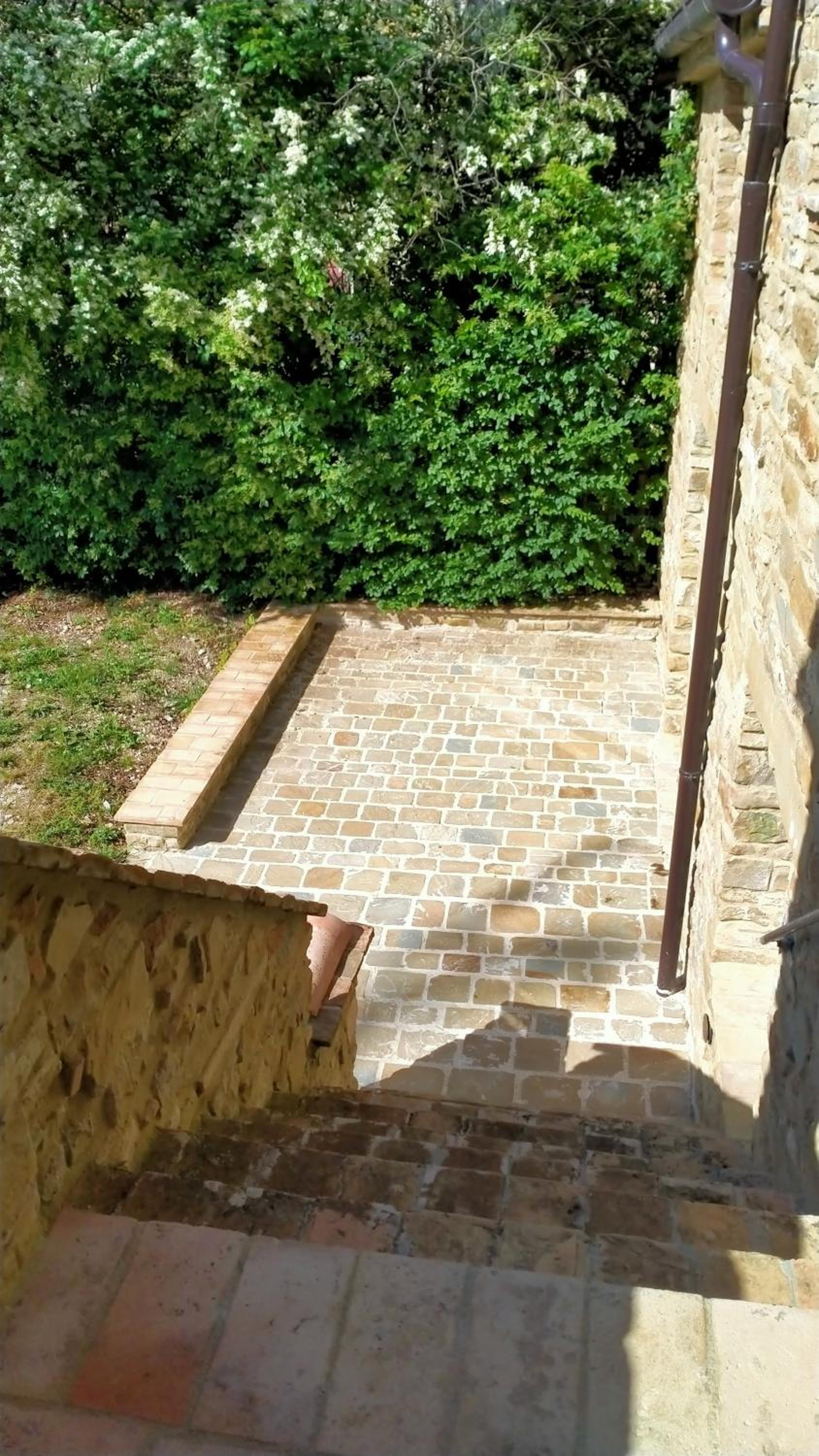 Photo 40