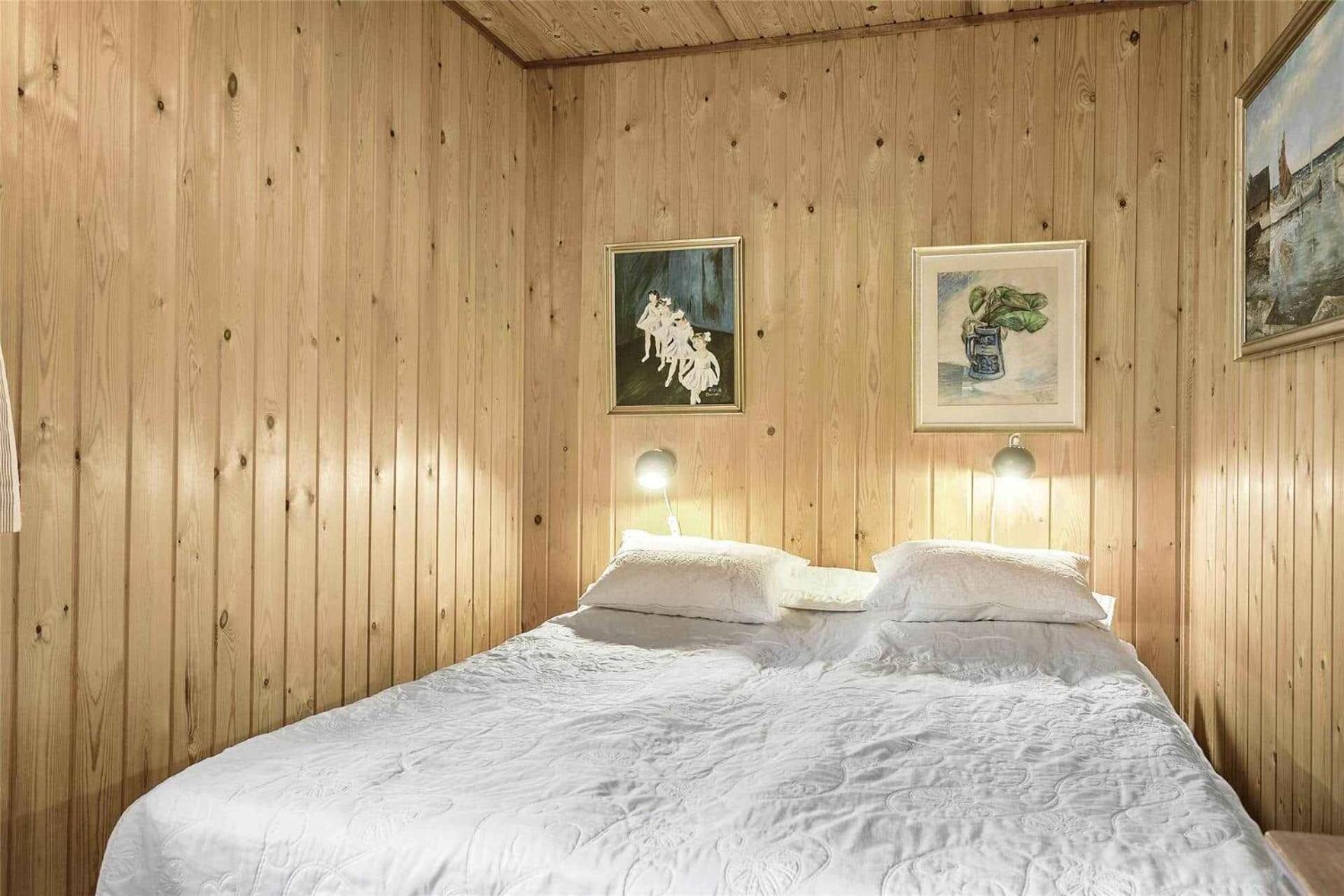 Idyllic Coastal Cottage Comfort And Relaxing