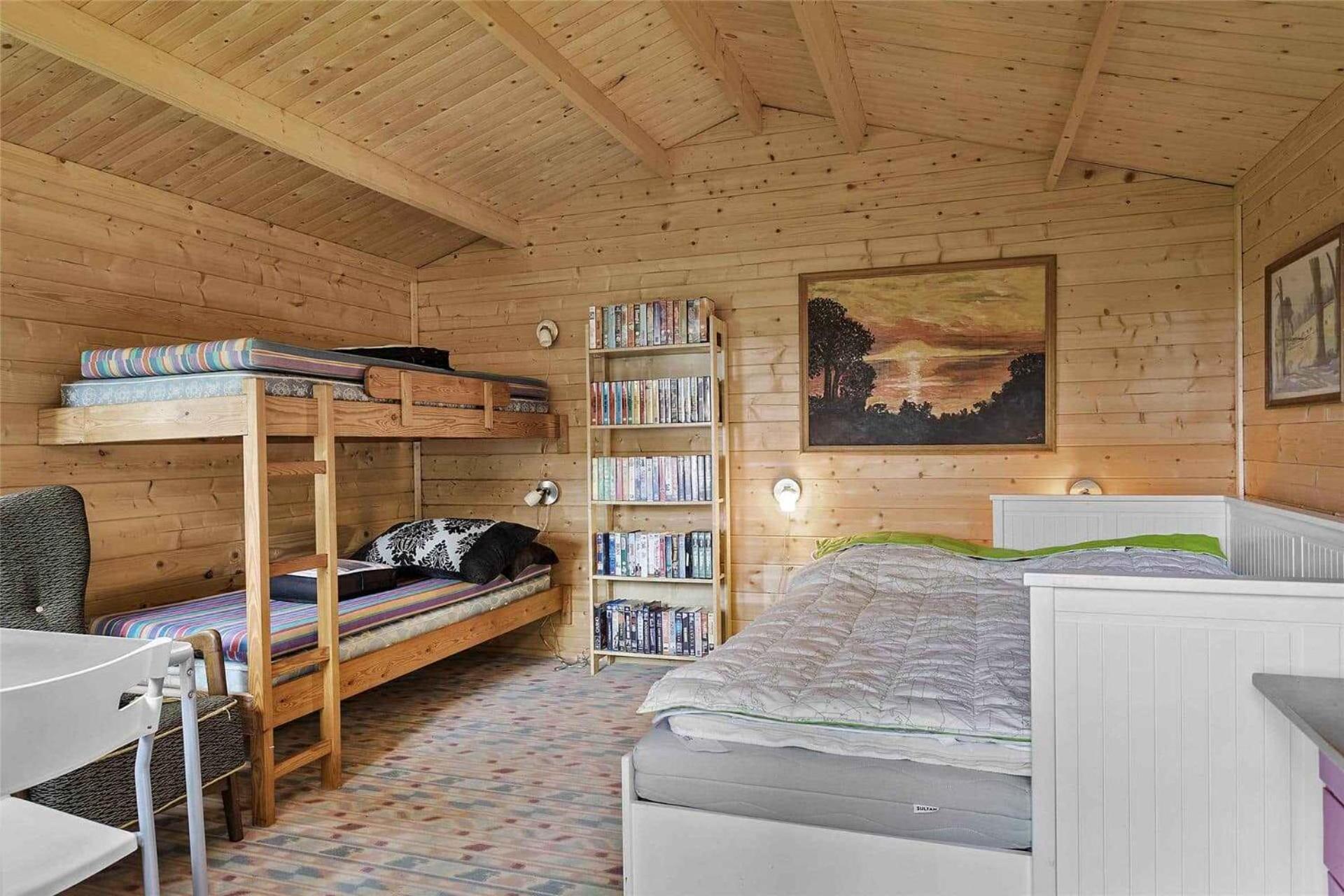 Idyllic Coastal Cottage Comfort And Relaxing