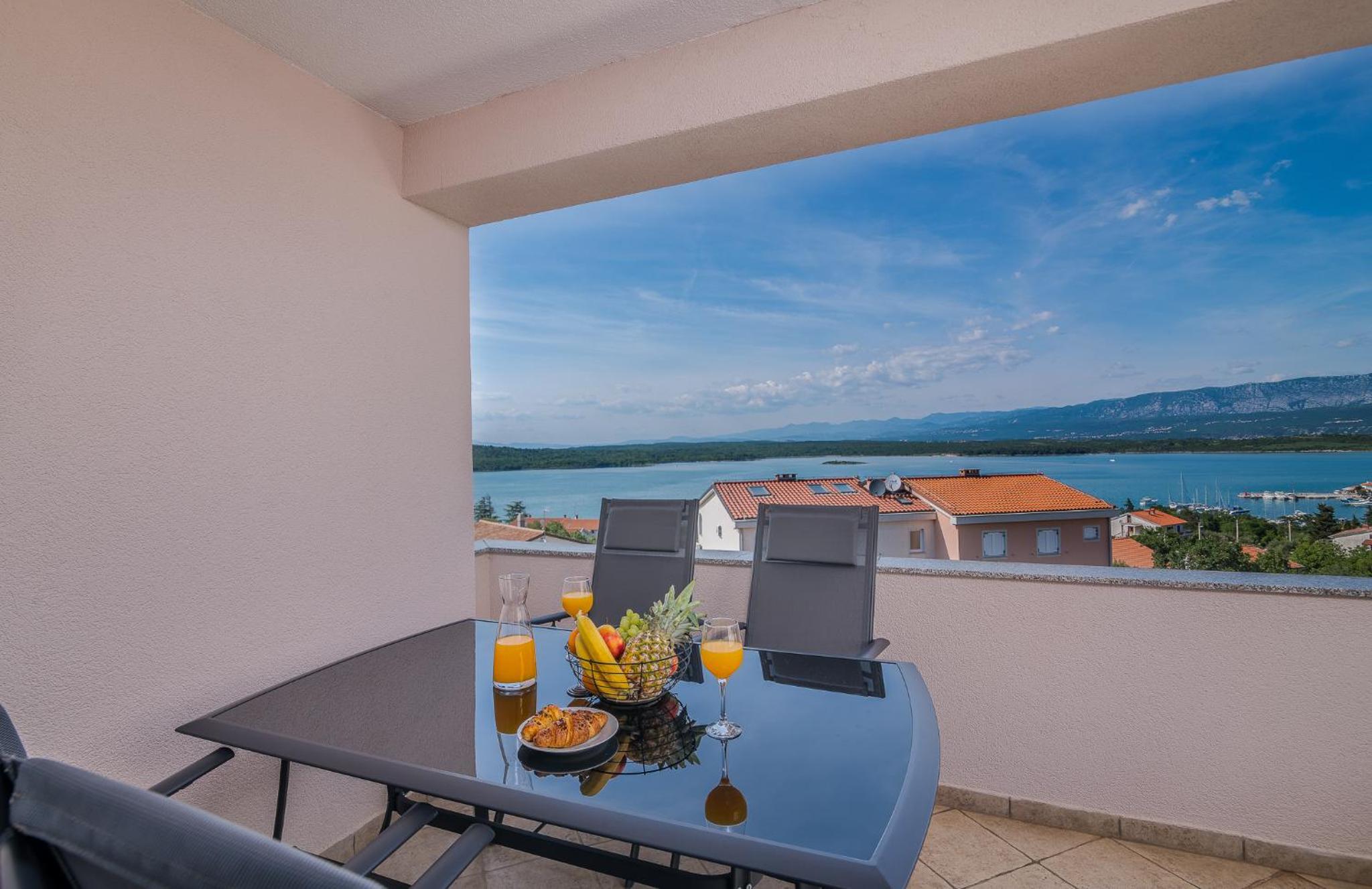 Villa Triés with heated pool in Klimno view 4