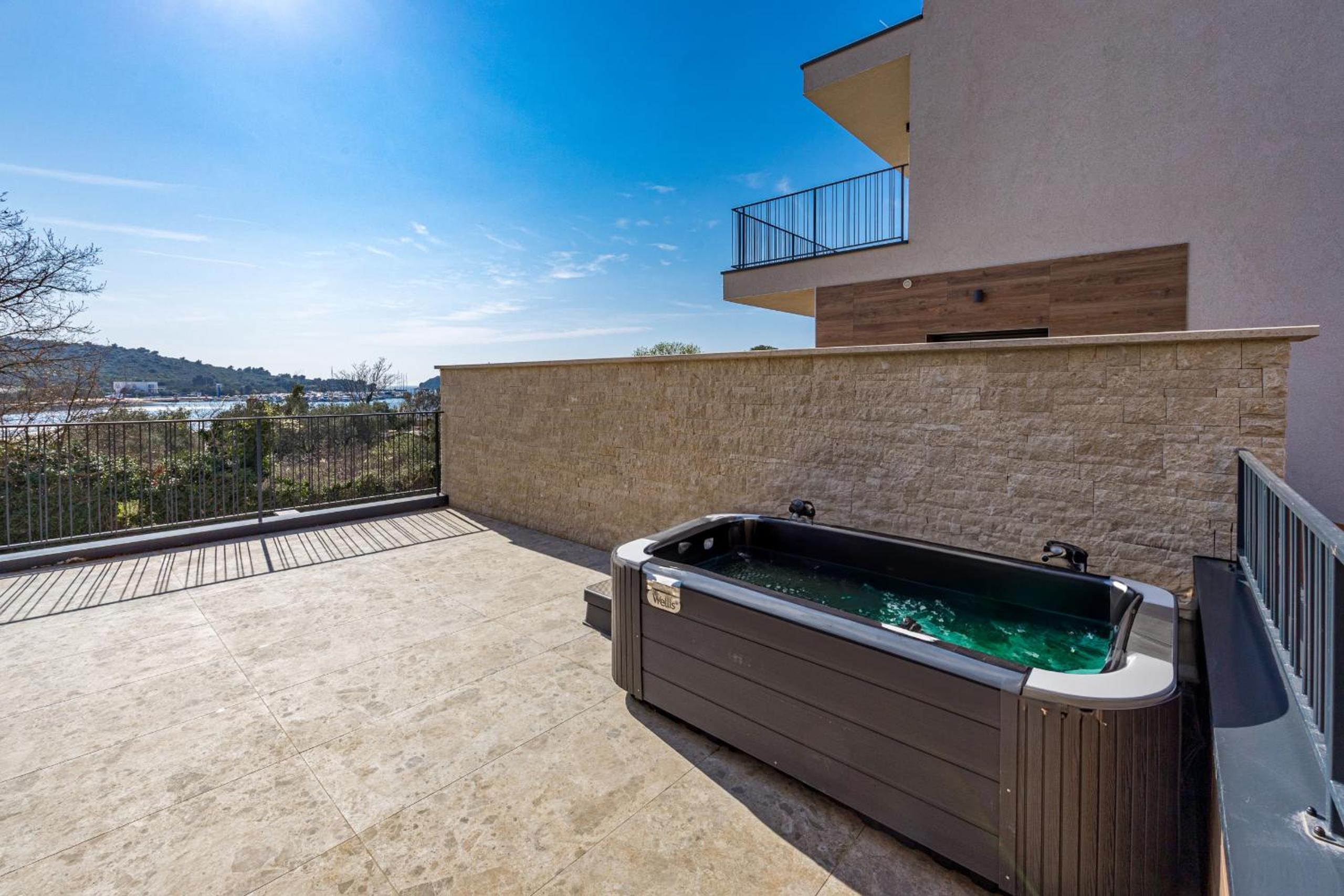 Villa Bay I near Medulin for 9 people with heated pool - playground & whirpool only 100 meters from the beach - pet friendly photo 5