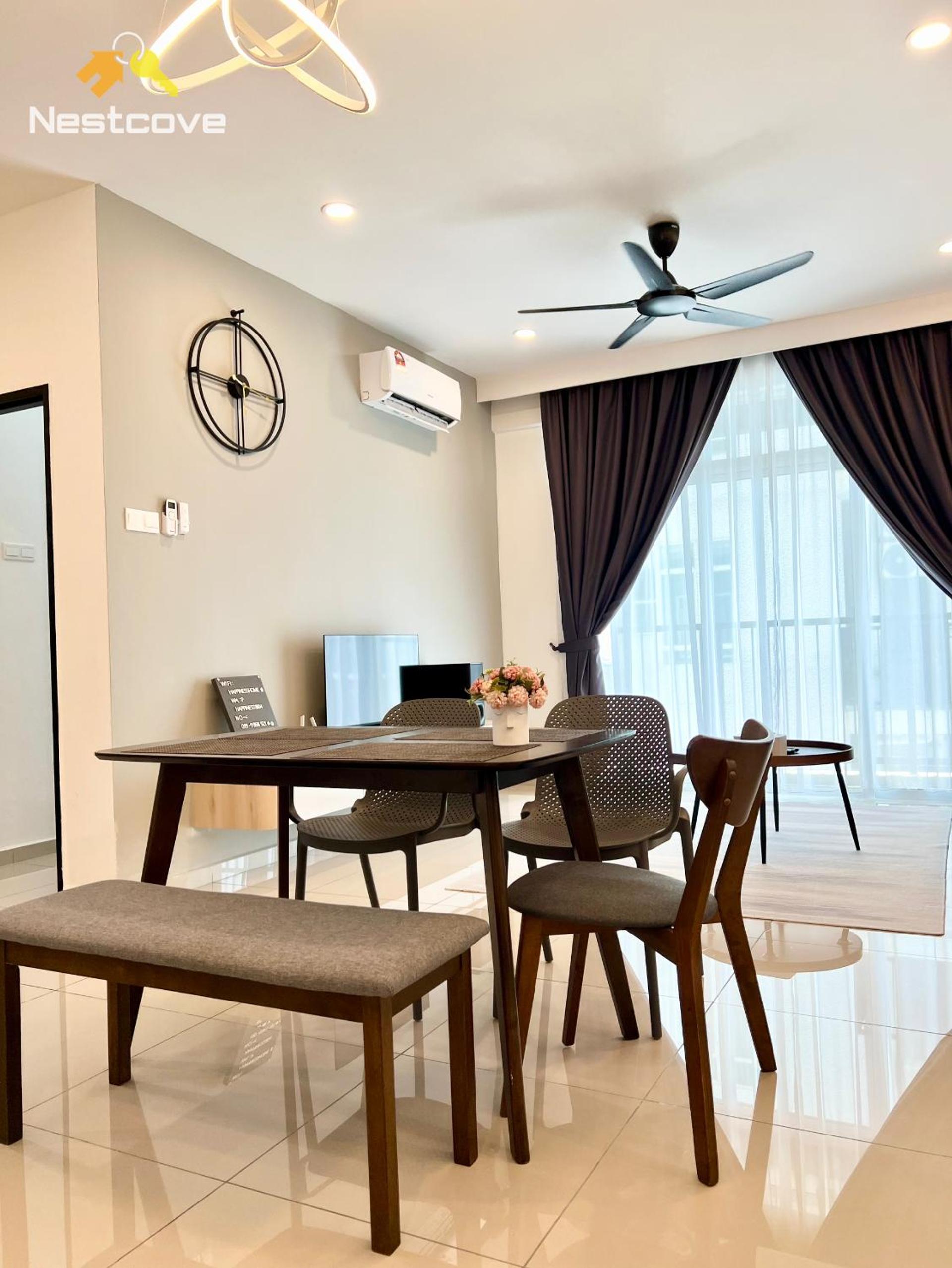 Novo 8 Residences & Suites AQUA Pool by Nestcove photo 3