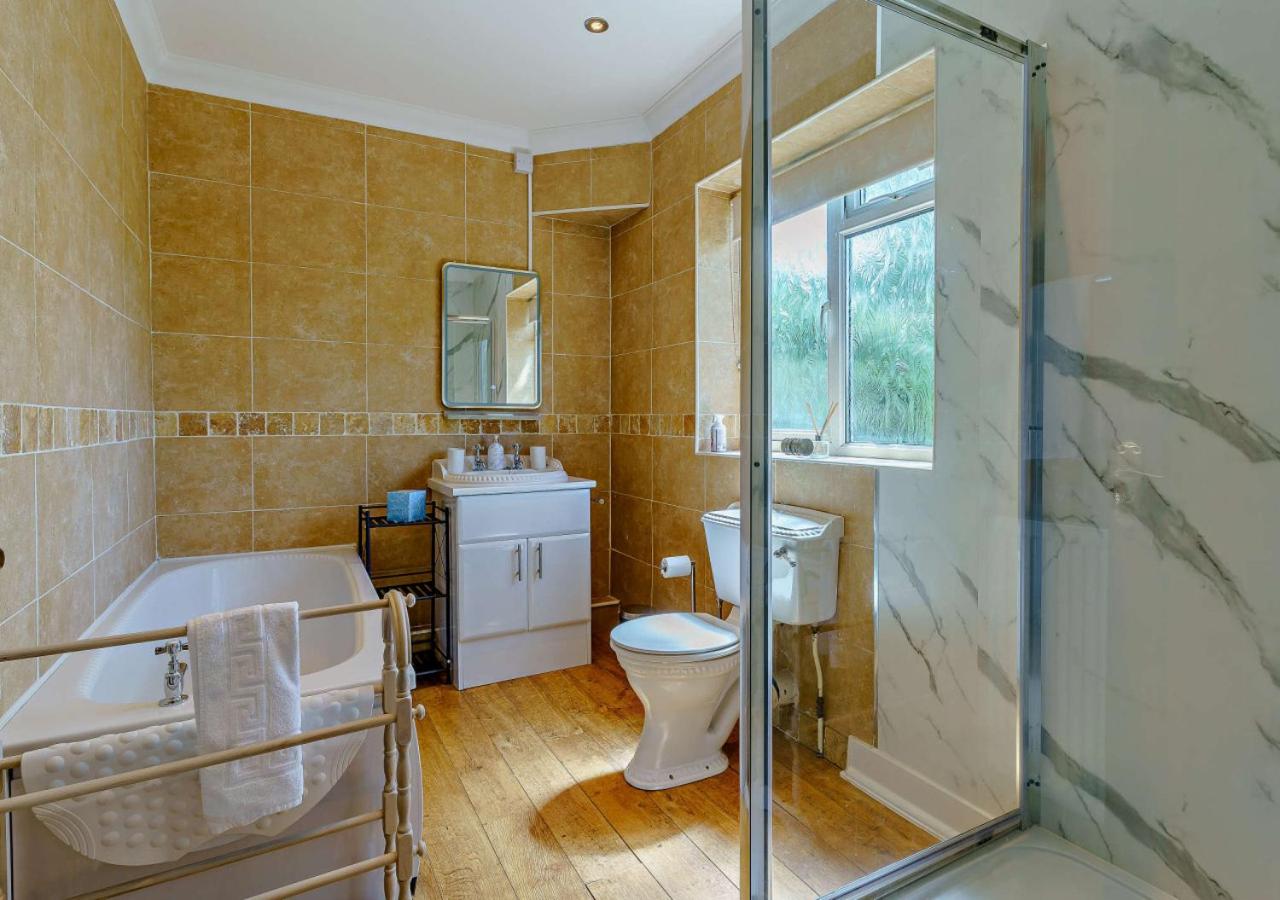 3 Bed in Mumbles oc-b27725