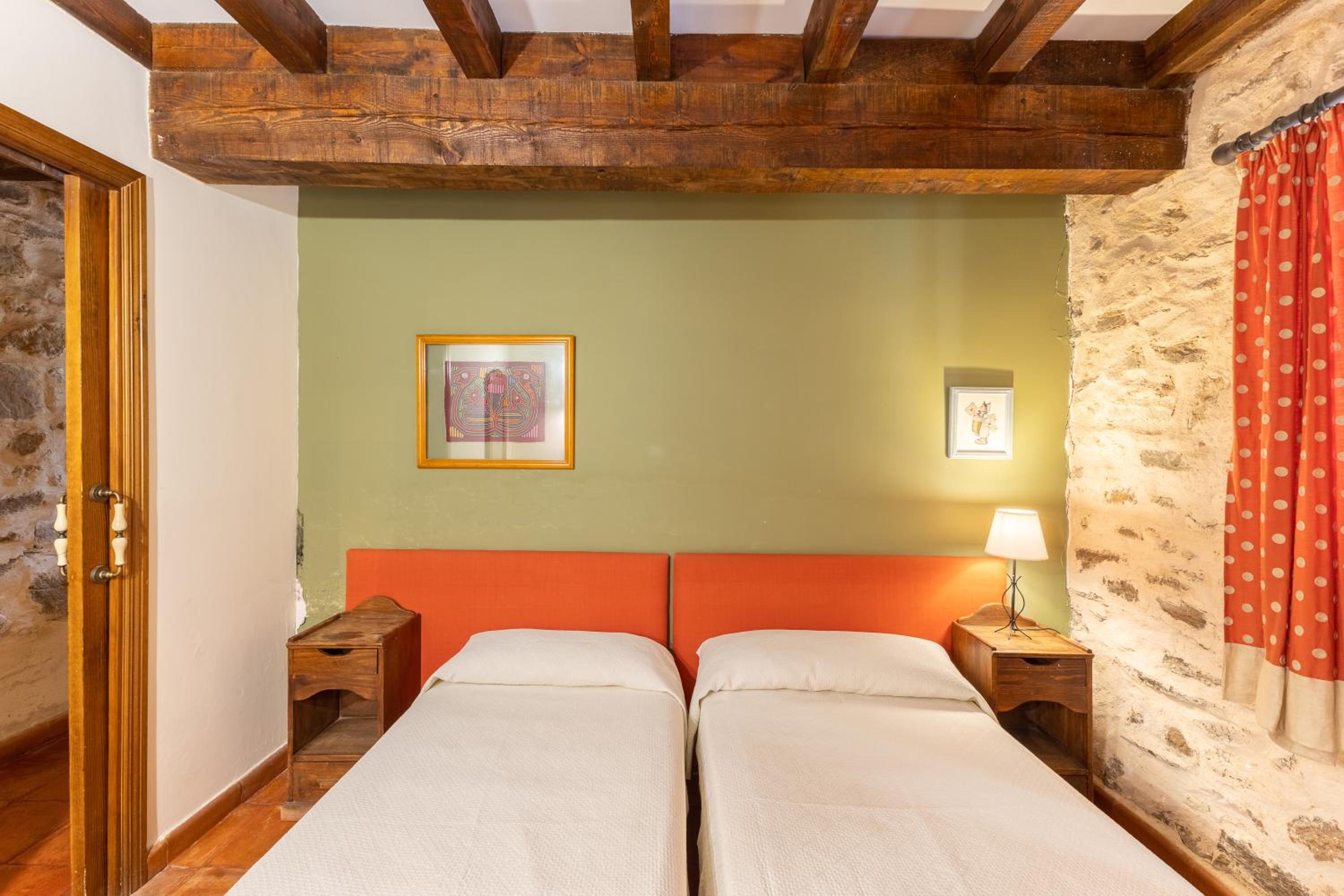 La Casona y Casitas de Tabladillo