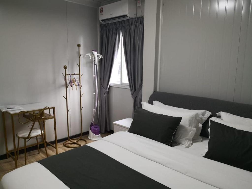Titiwangsa Cabin Retreats by uBook