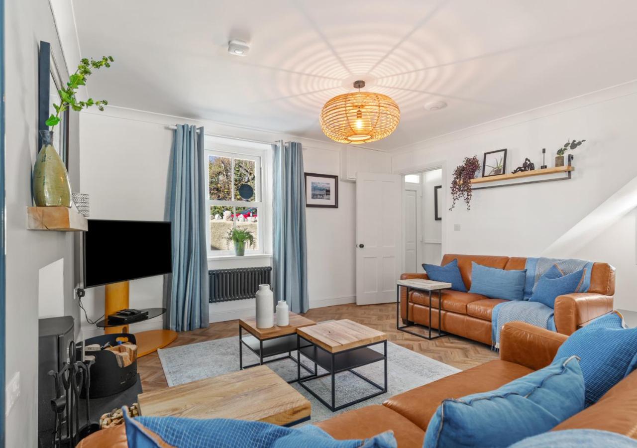 2 Bed in Saundersfoot oc-pw252a