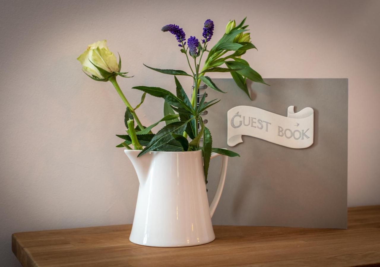 2 Bed in Saundersfoot oc-pw252a
