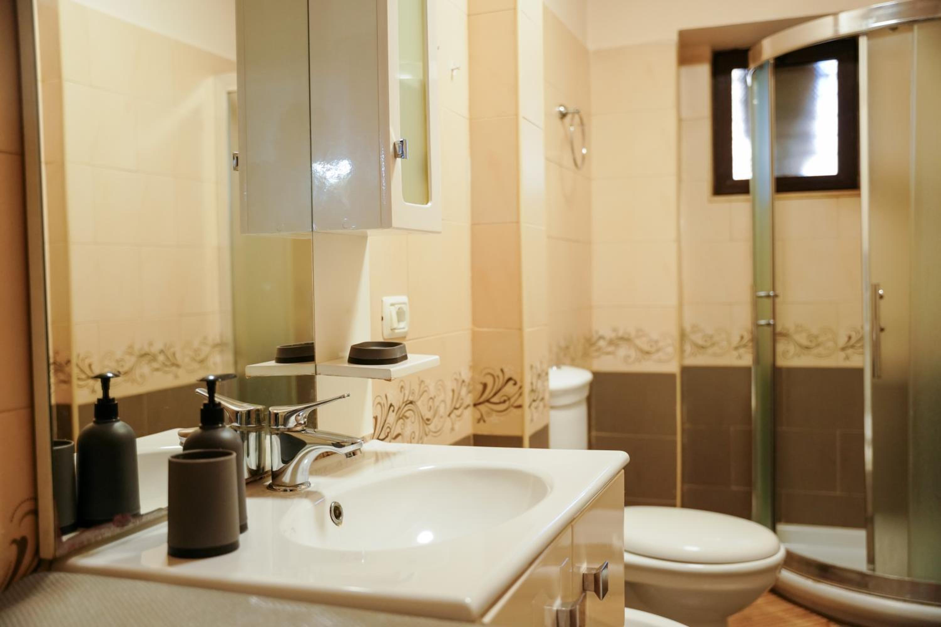 Tirana Centre Lions Gate 1 Apartment