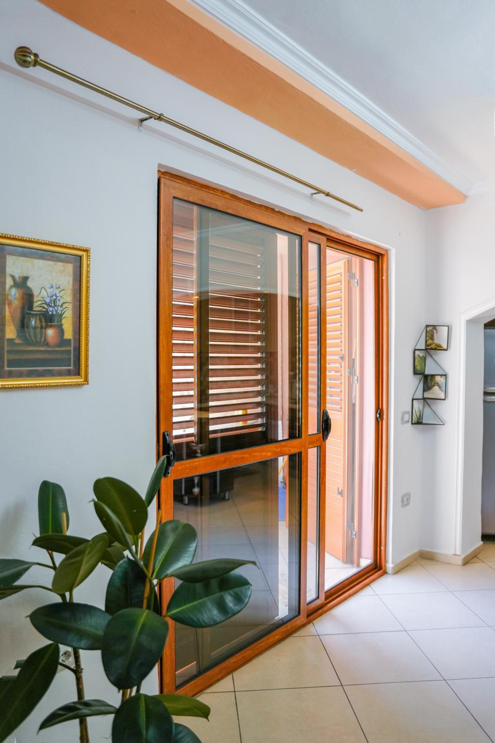 Tirana Centre Lions Gate 1 Apartment