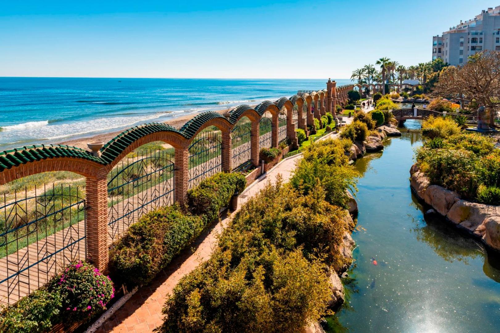EL CANO MagicWorld MarinaDor