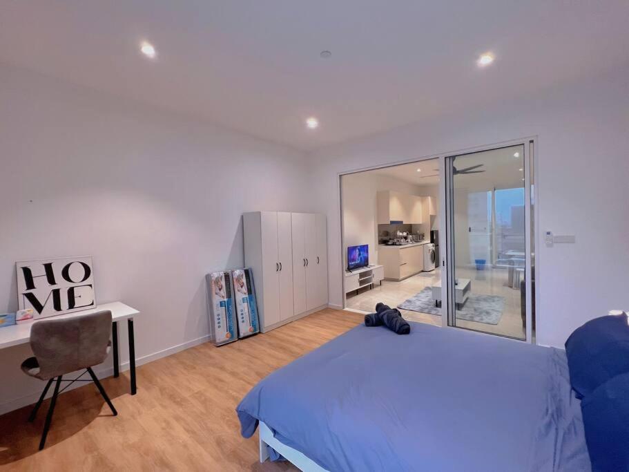 3PX Comfy Quill Residence, Near Quill City Mall, Monorail & LRT