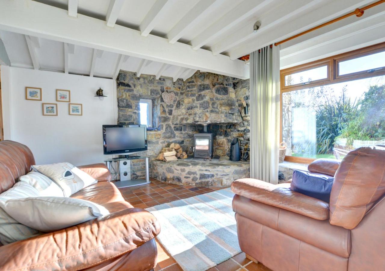 2 Bed in Saundersfoot oc-pw9078