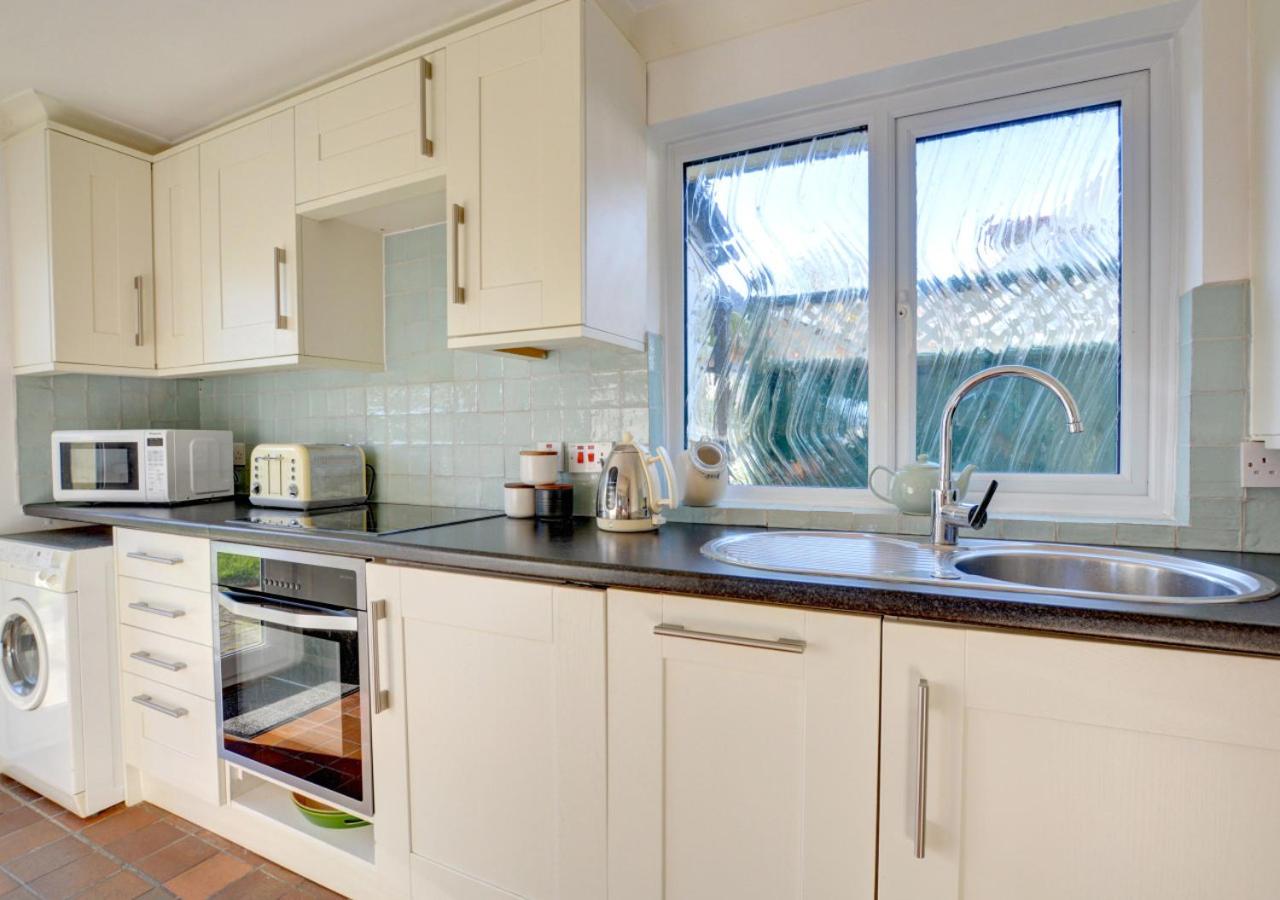 2 Bed in Saundersfoot oc-pw9078