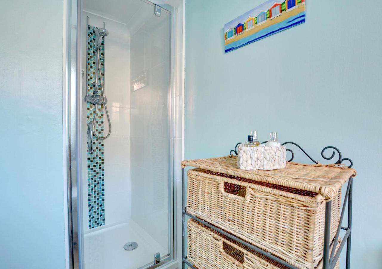 2 Bed in Saundersfoot oc-pw9078