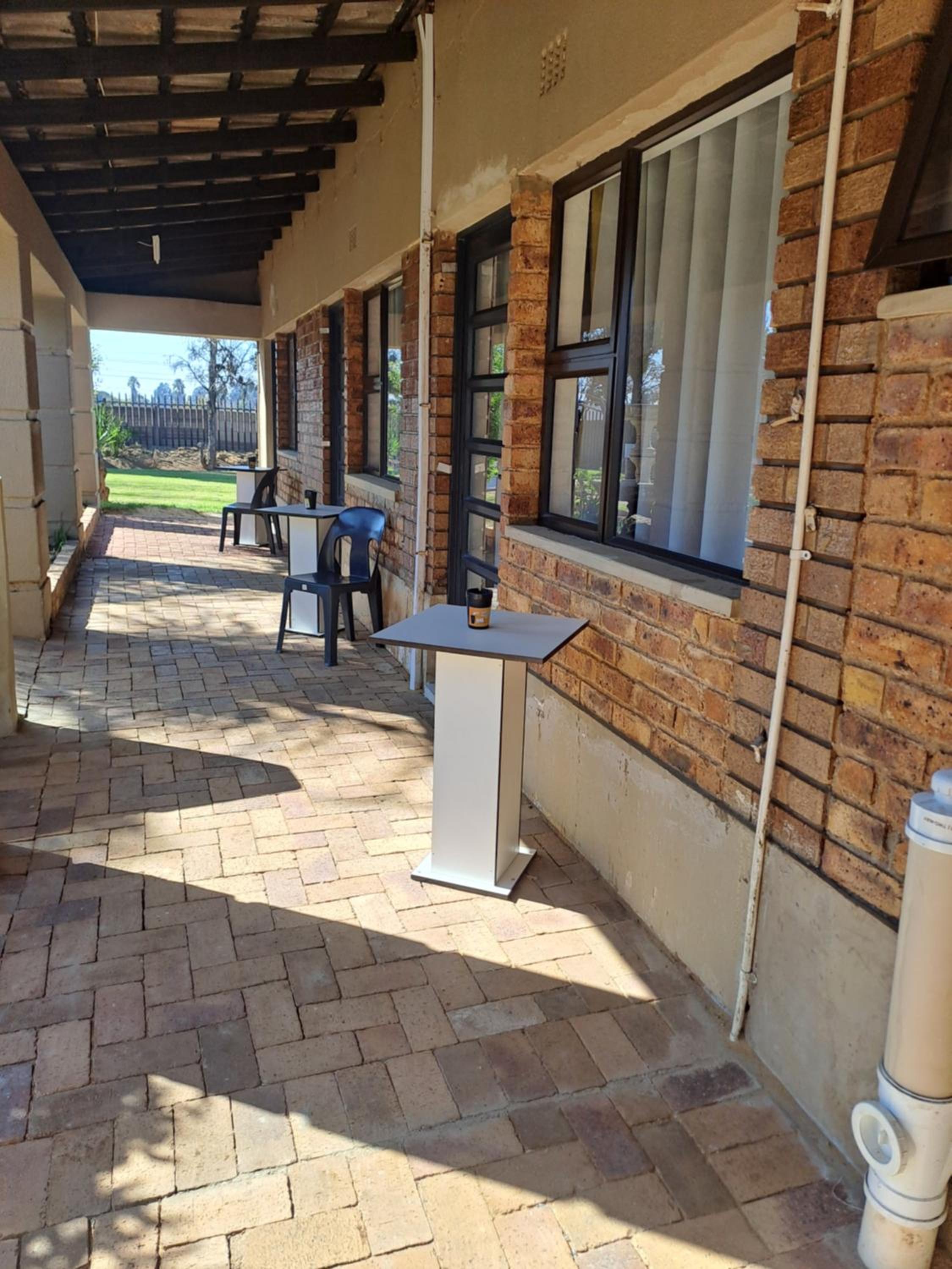 Akyra Guest House Brackenhurst