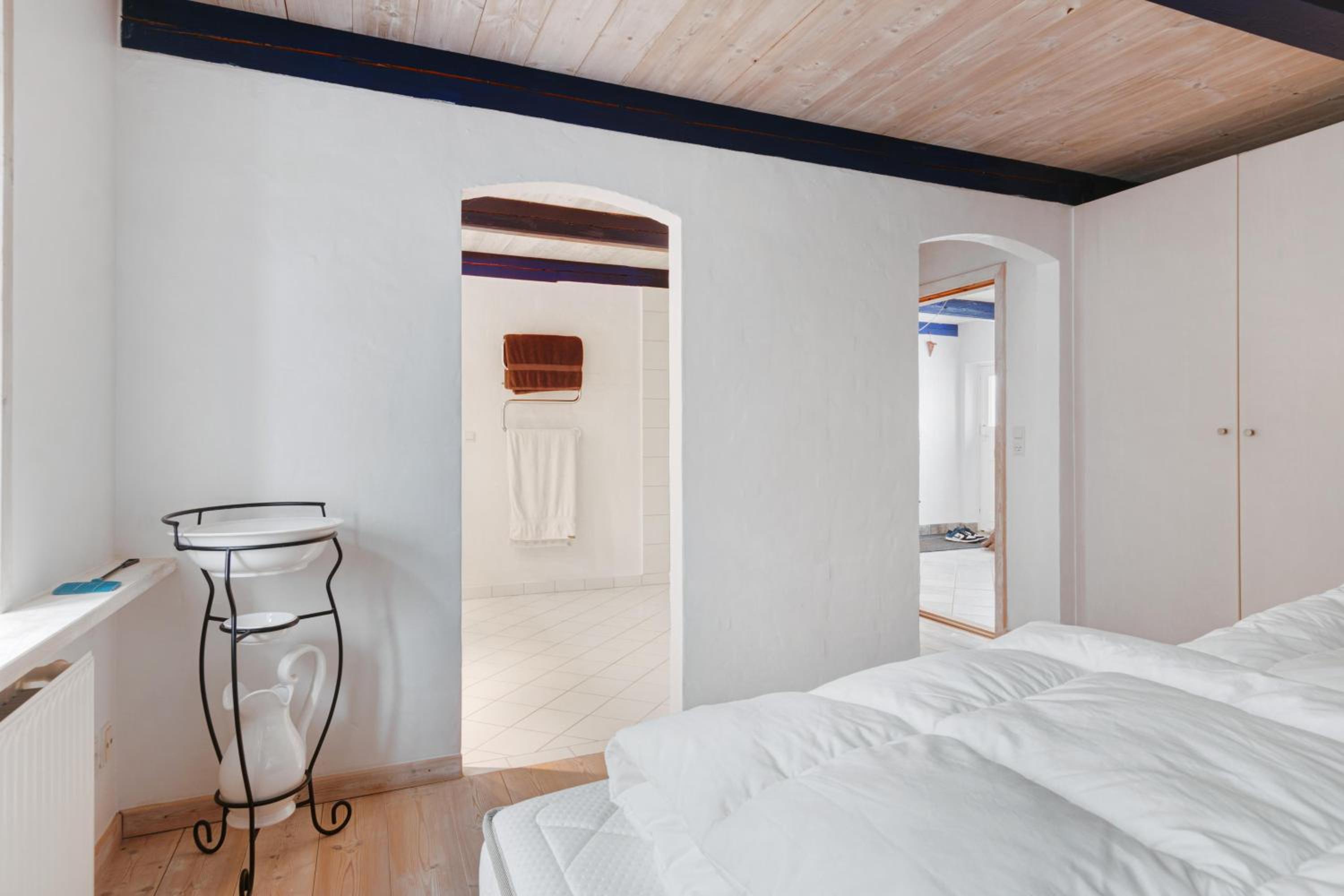 Scenic Charm In This Holiday Home On Brglum Klostervej