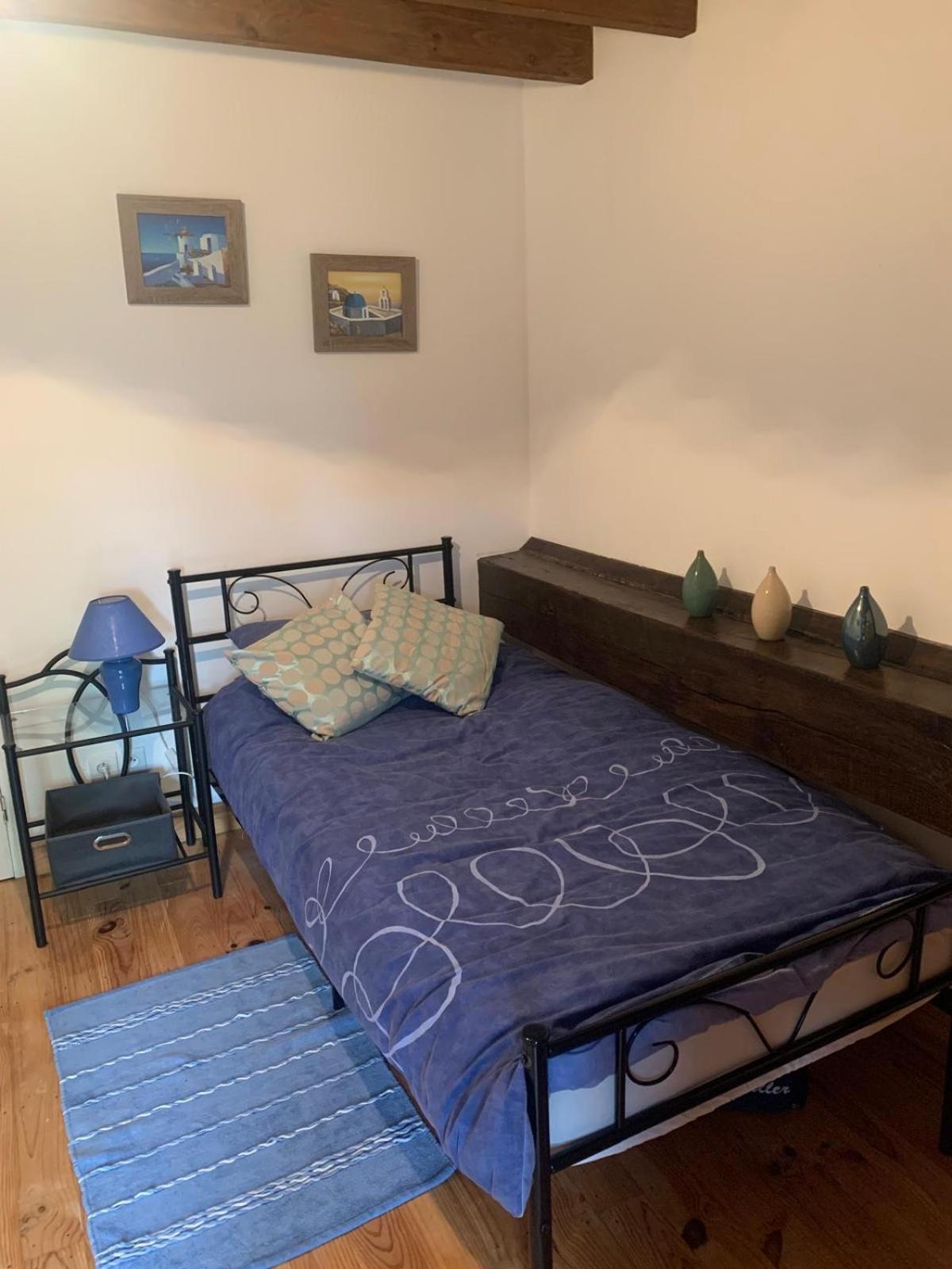 Les Gites de Montinazeau - 3 adjoining gites set in quiet and beautiful countryside with free Wi-Fi