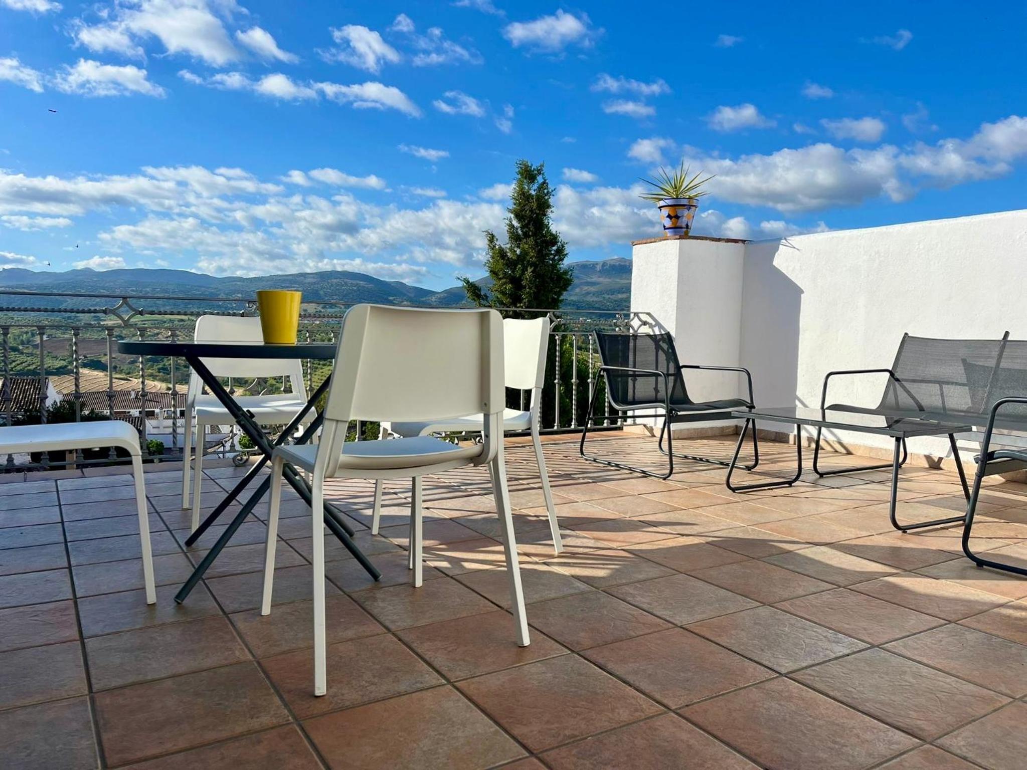 Photo 103