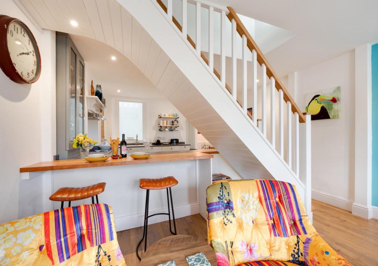 2 Bed in Kingswear oc-bc1505