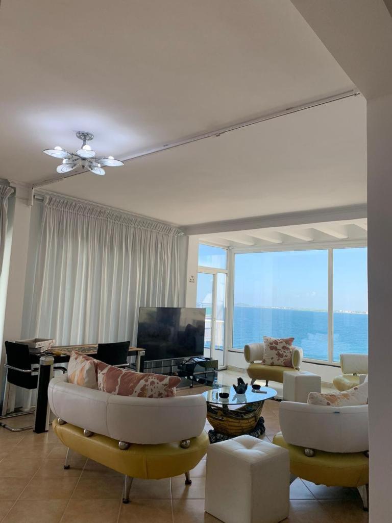 Seaview Luxury Penthouse Kalaja