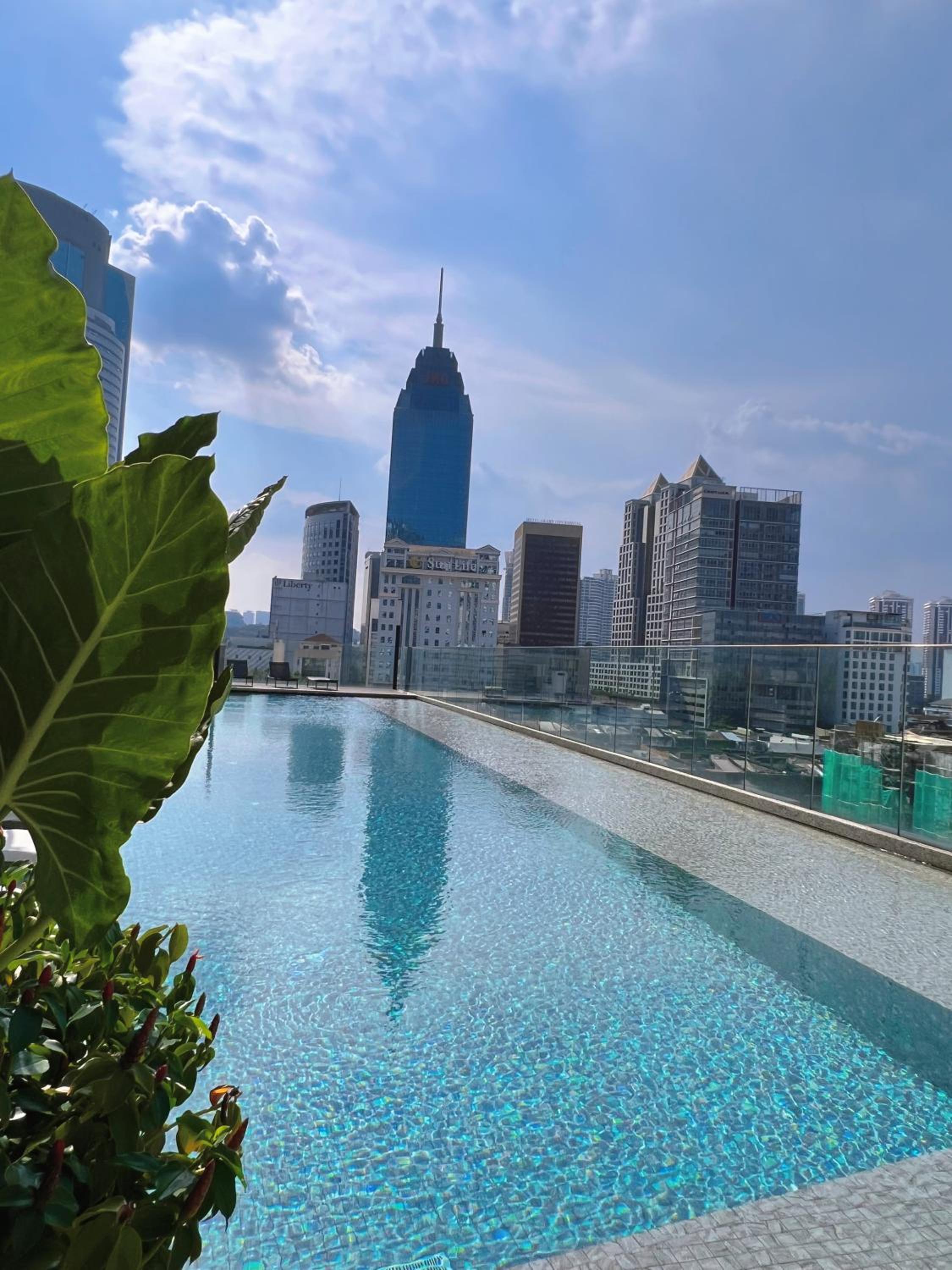 3PX Comfy Quill Residence, Near Quill City Mall, Monorail & LRT