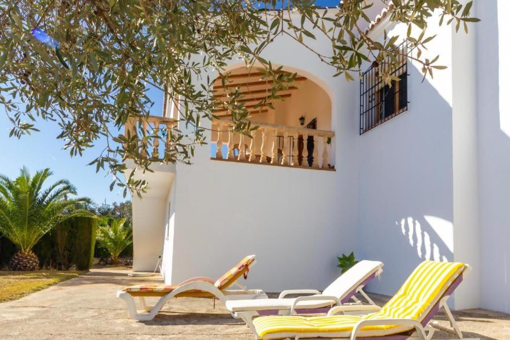Chalet Los Olivos con piscina