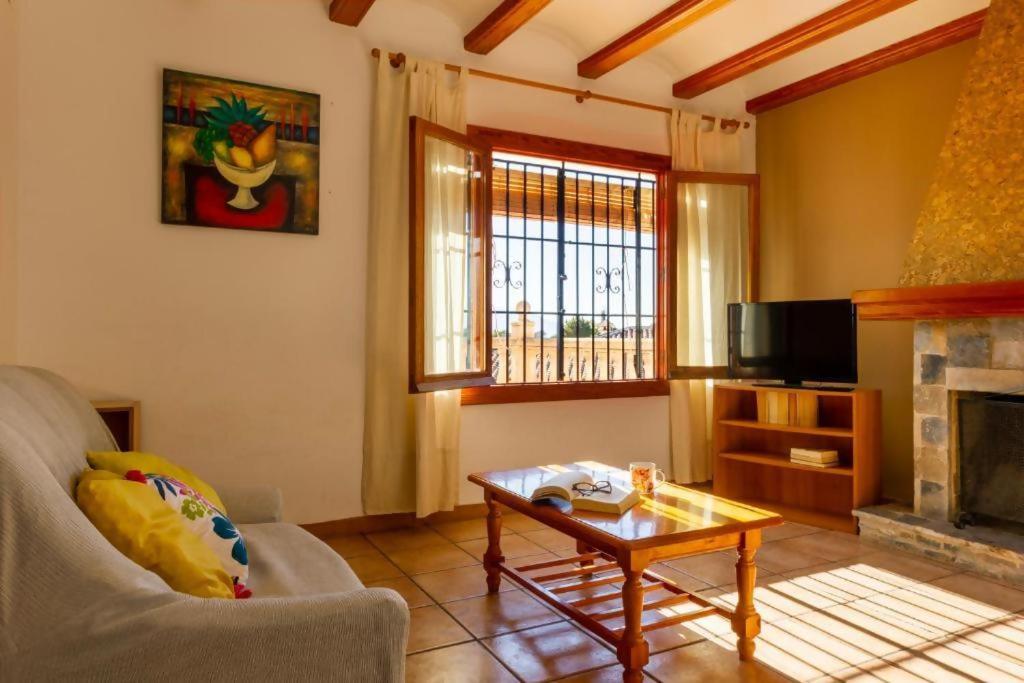 Chalet Los Olivos con piscina