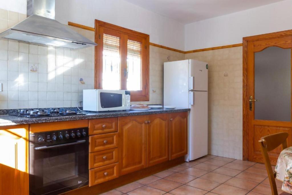 Chalet Los Olivos con piscina