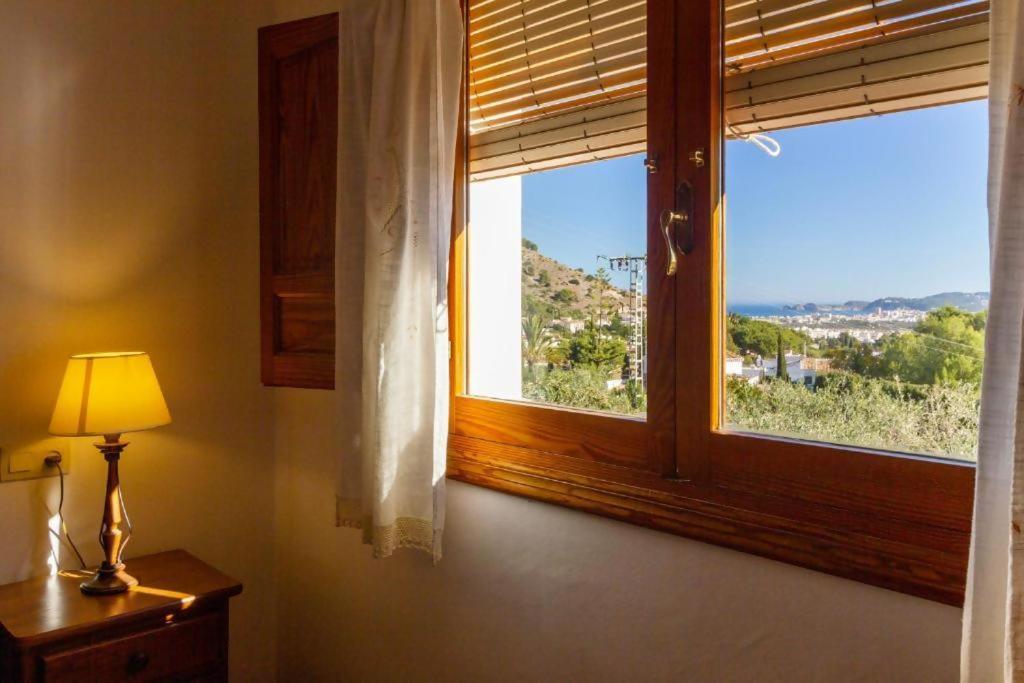 Chalet Los Olivos con piscina