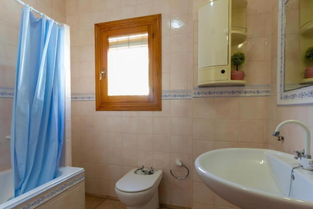Chalet Los Olivos con piscina