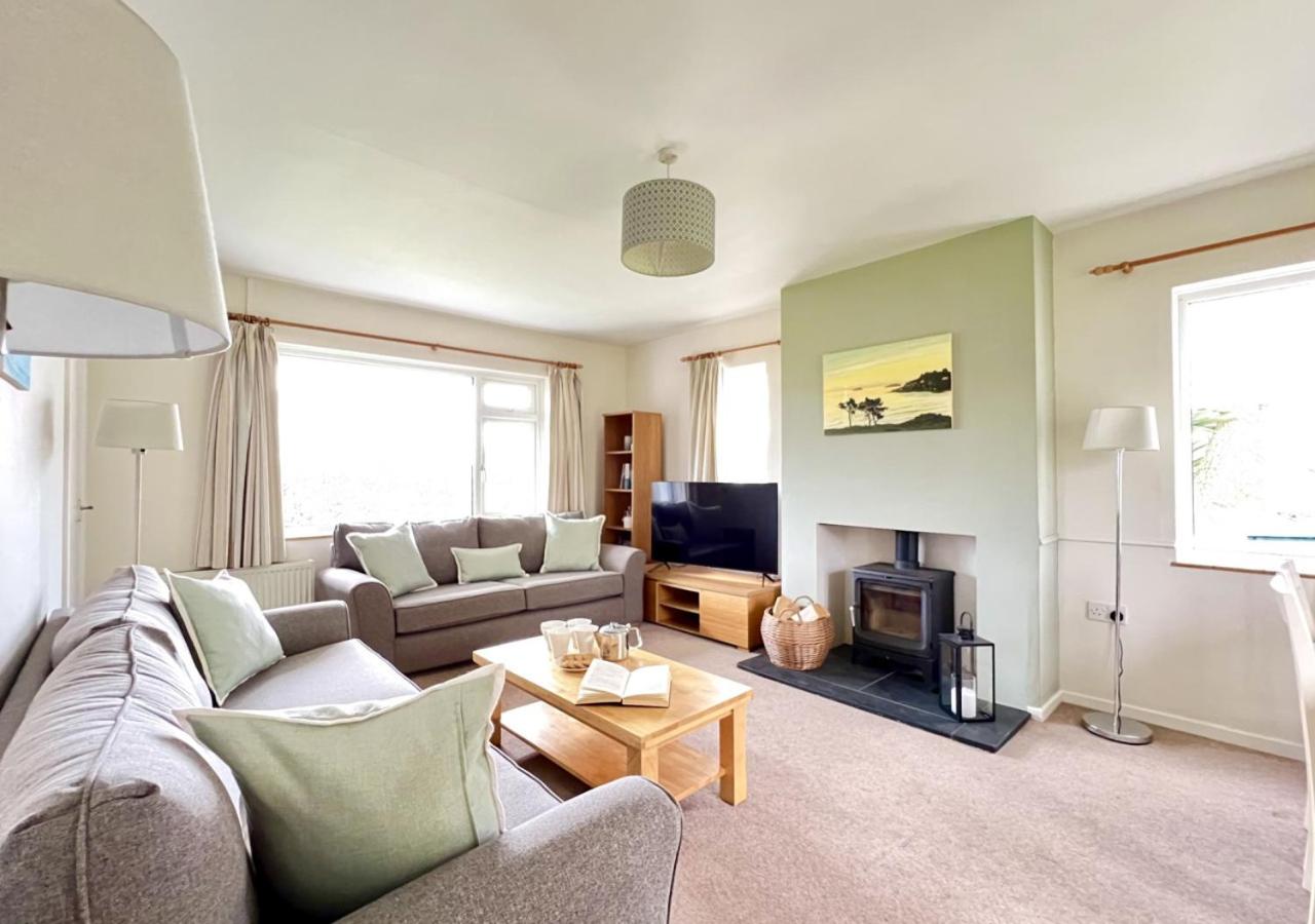 4 Bed in Llanbedrog oc-gwynty view 2