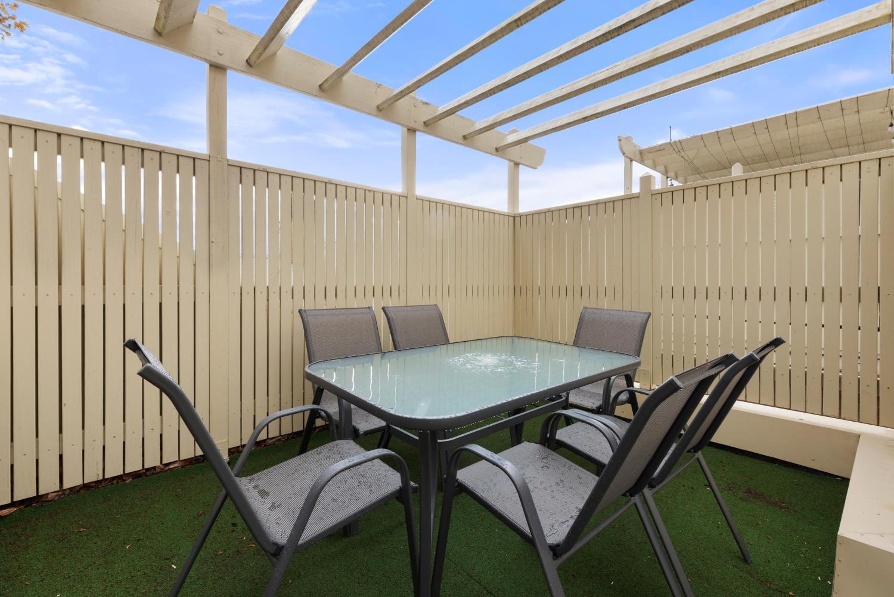 Perfect Holiday Home with Private Rooftop