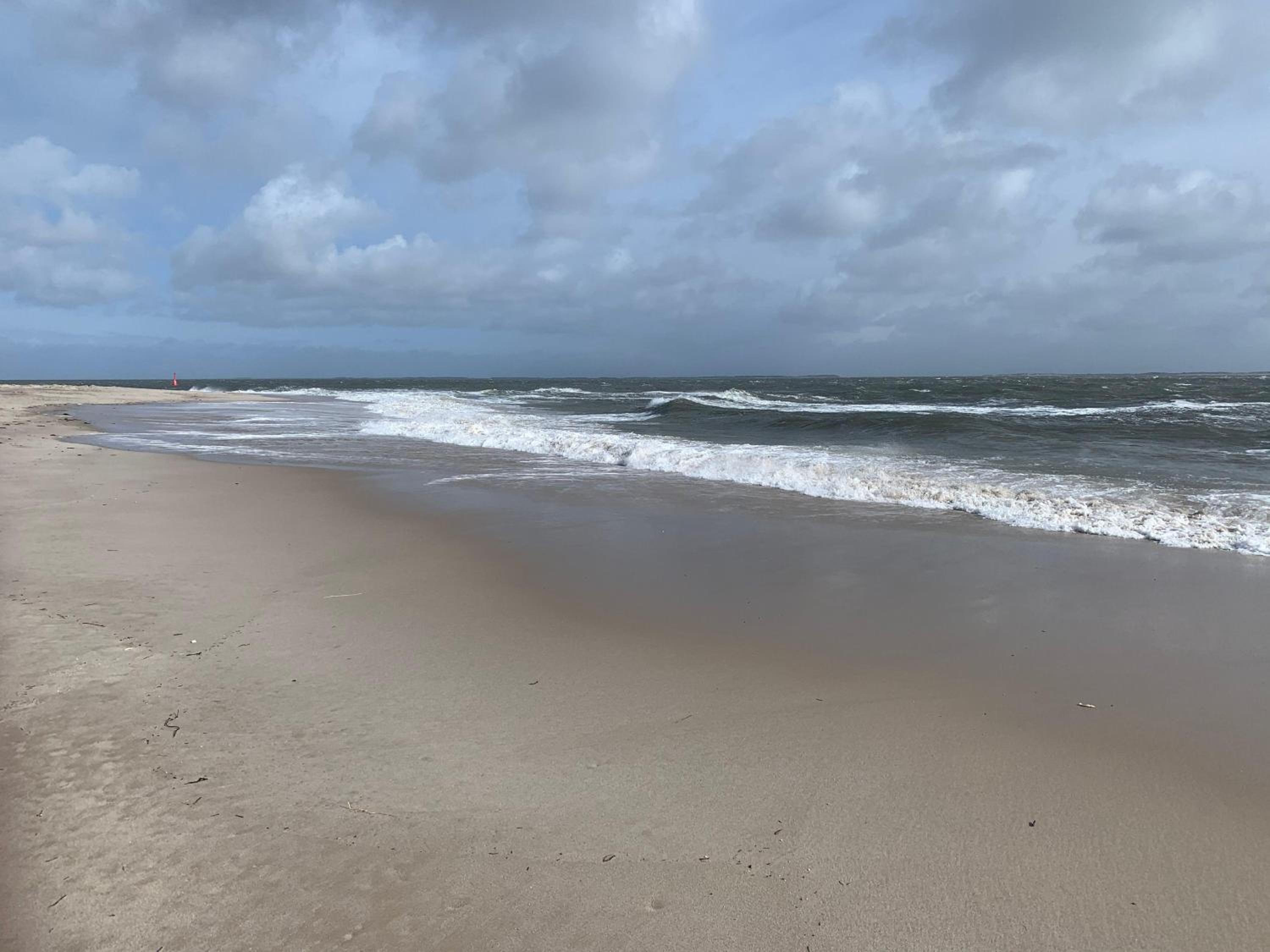 Meerblickhaus-Hoppe-mit-Panoramabank-auf-Sylt
