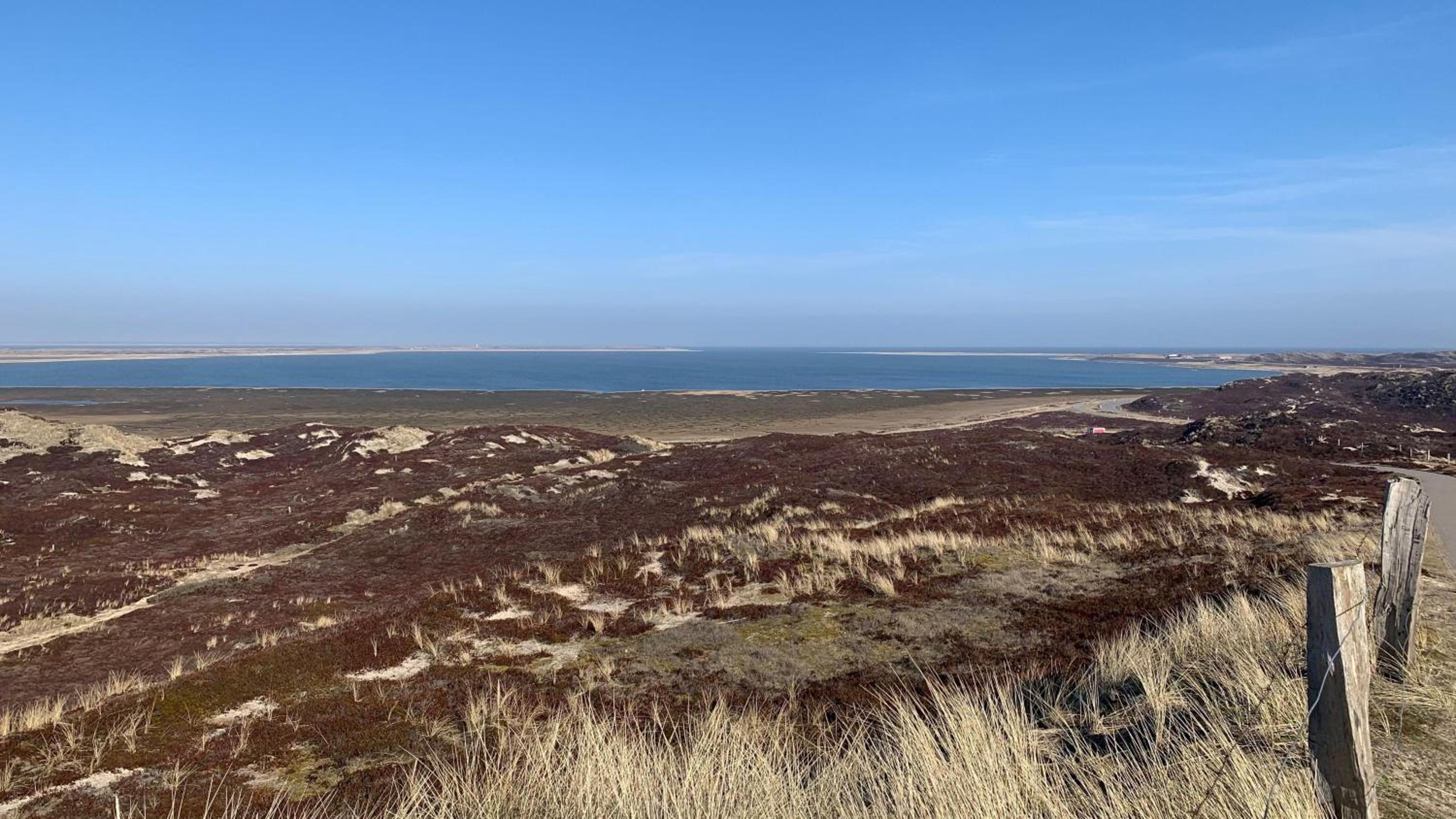 Meerblickhaus-Hoppe-mit-Panoramabank-auf-Sylt