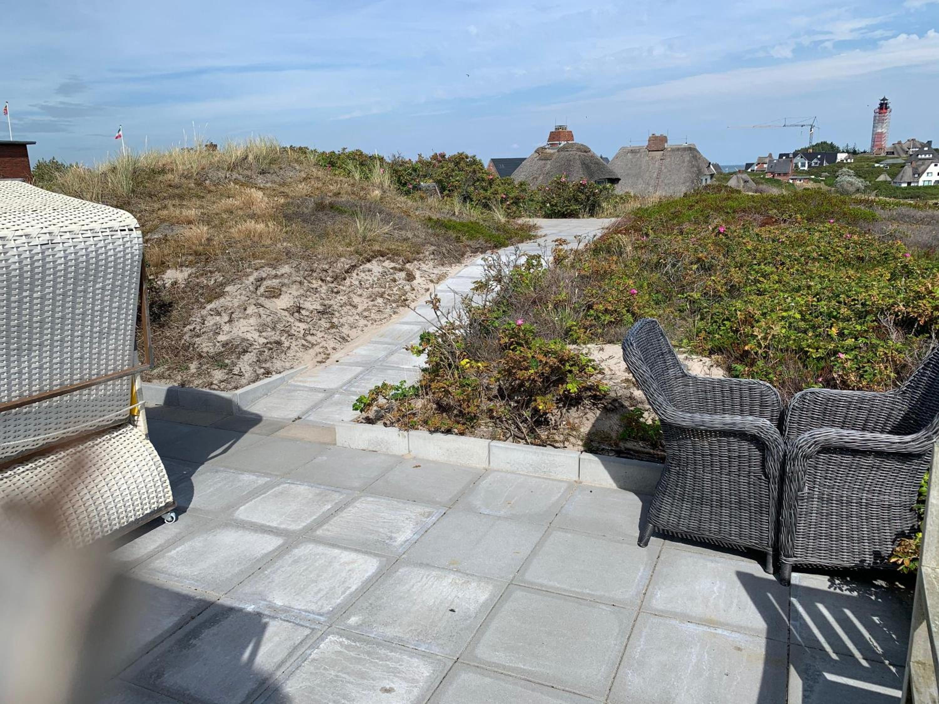 Meerblickhaus-Hoppe-mit-Panoramabank-auf-Sylt