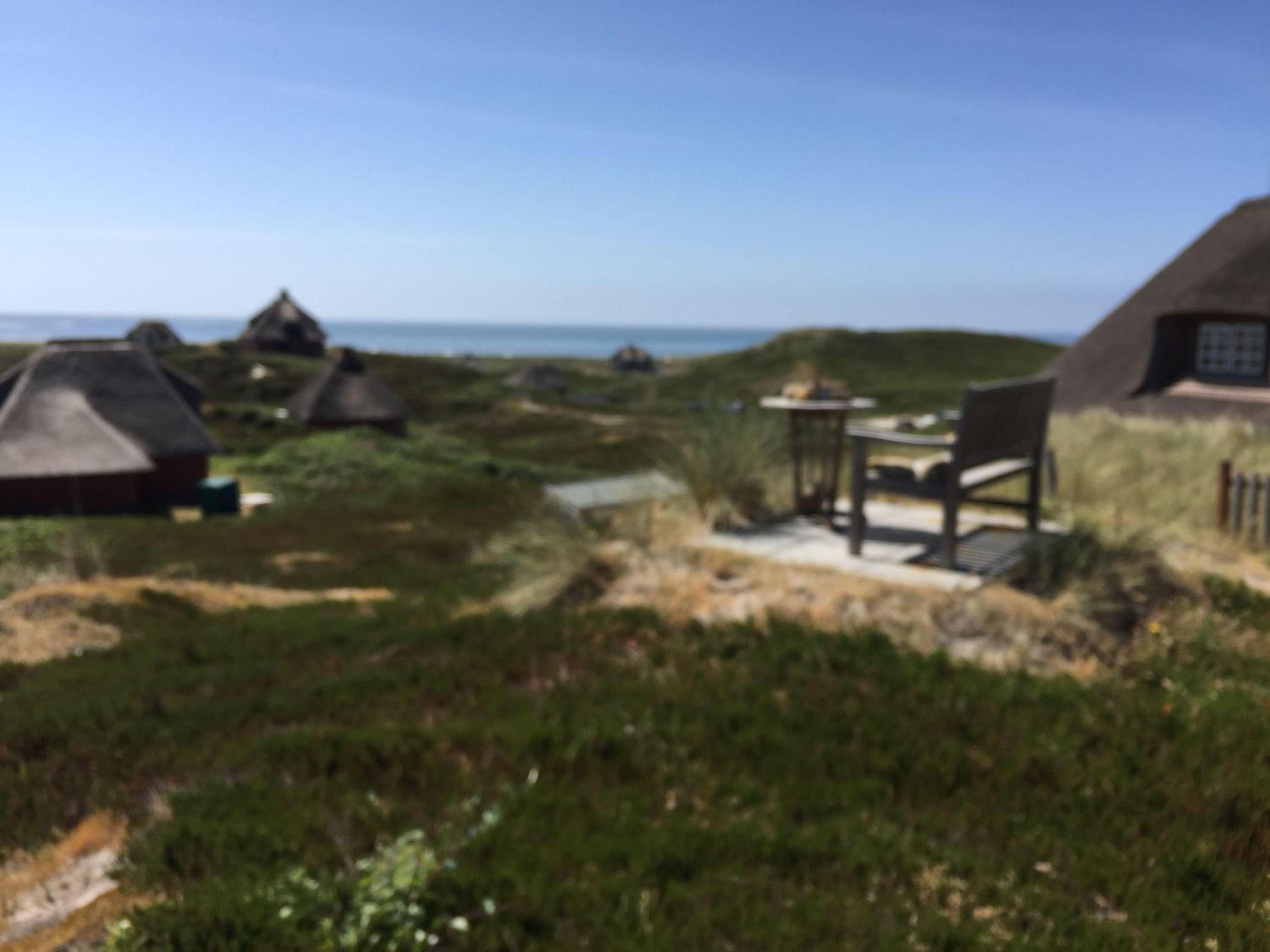 Meerblickhaus-Hoppe-mit-Panoramabank-auf-Sylt