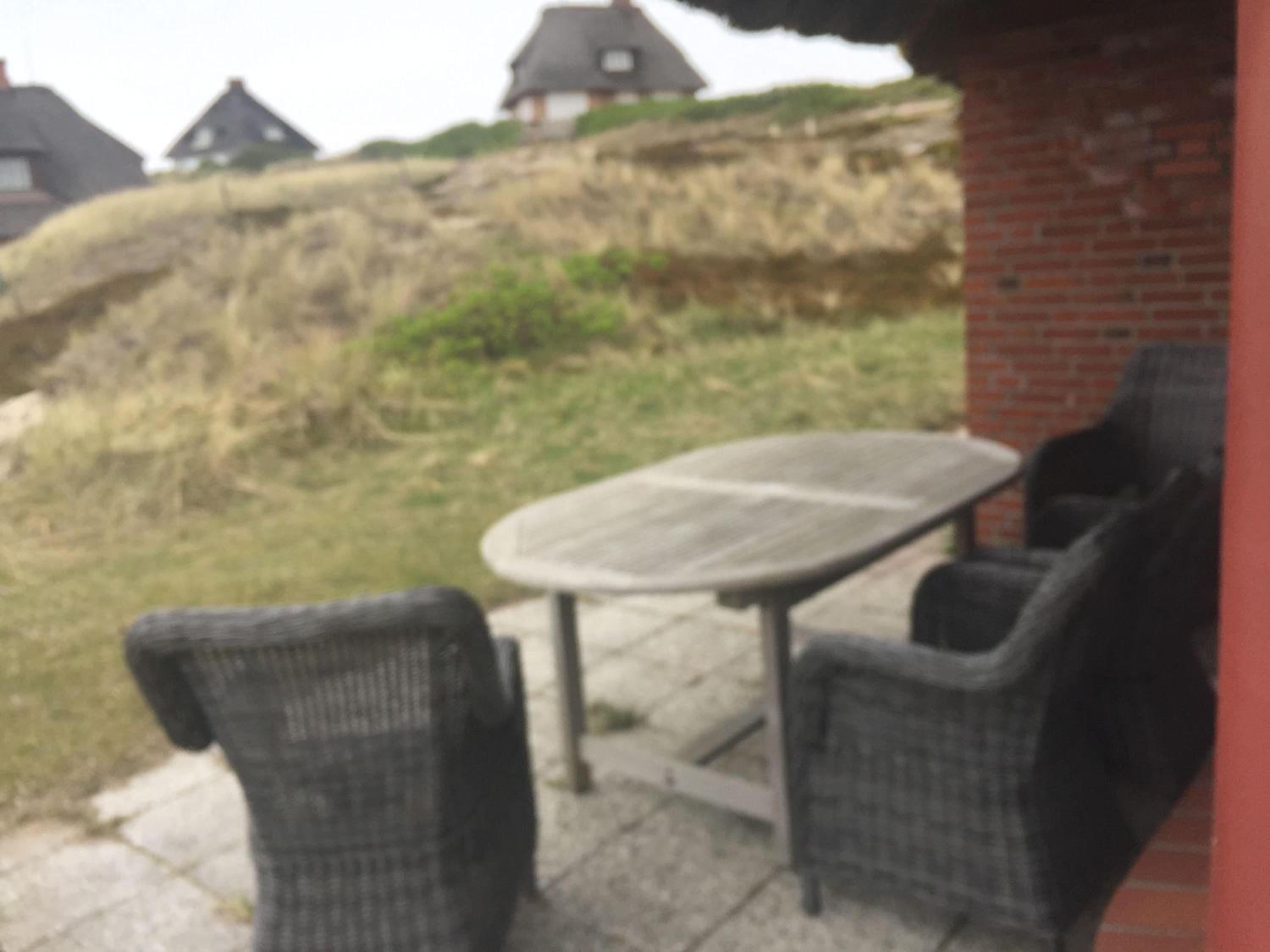 Meerblickhaus-Hoppe-mit-Panoramabank-auf-Sylt