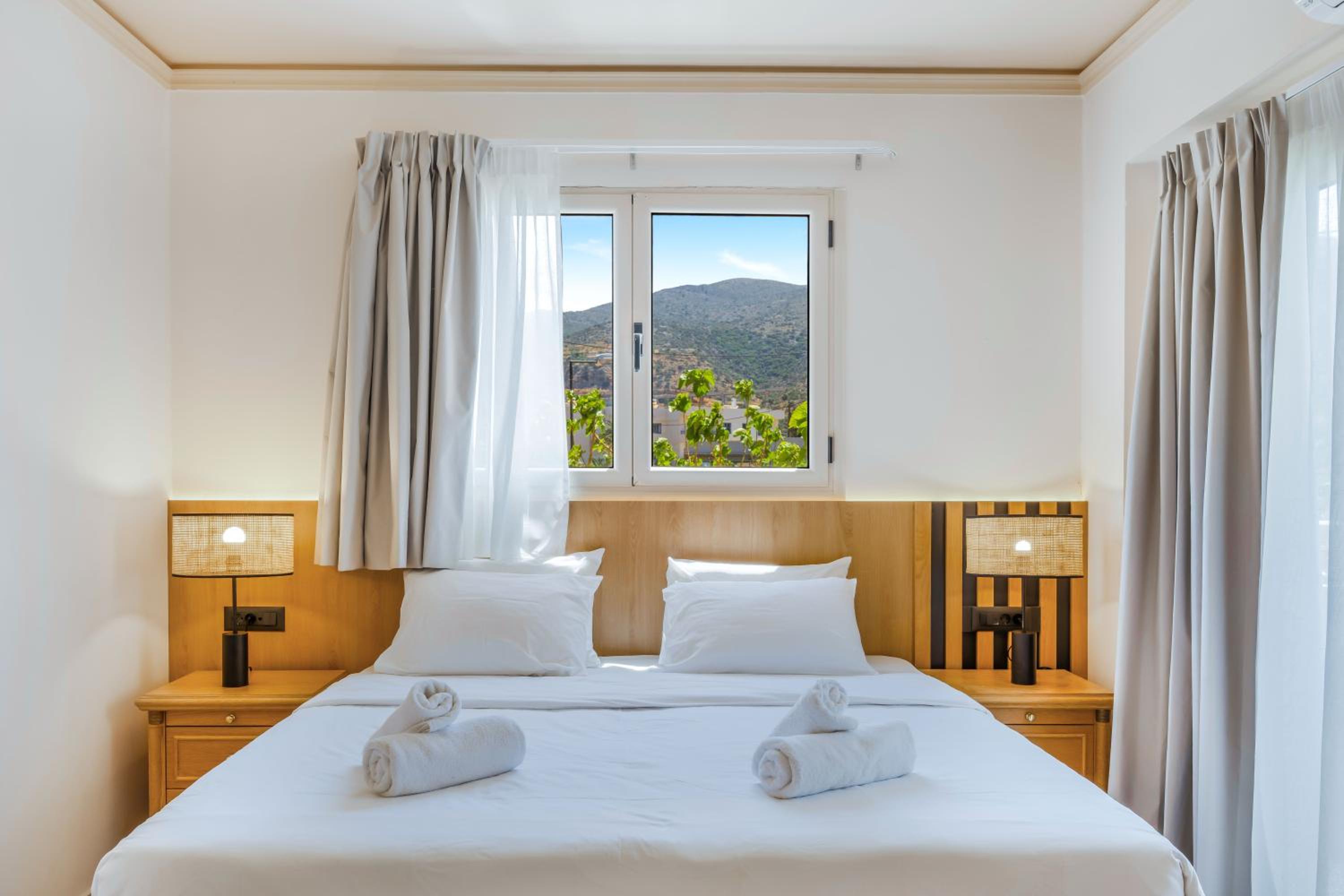 Socrates Hotel & Villas Malia Beach