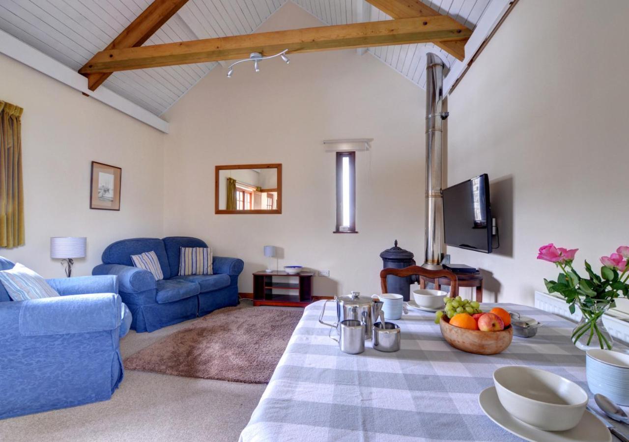 1 Bed in Little Haven oc-wav323
