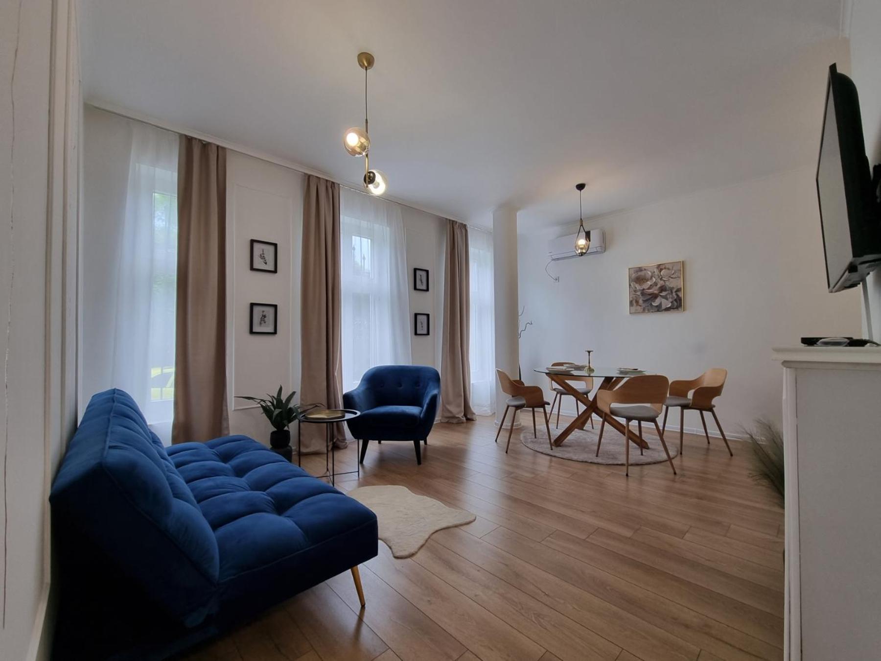 Lux Apartment Battenberg to the SeaGarden