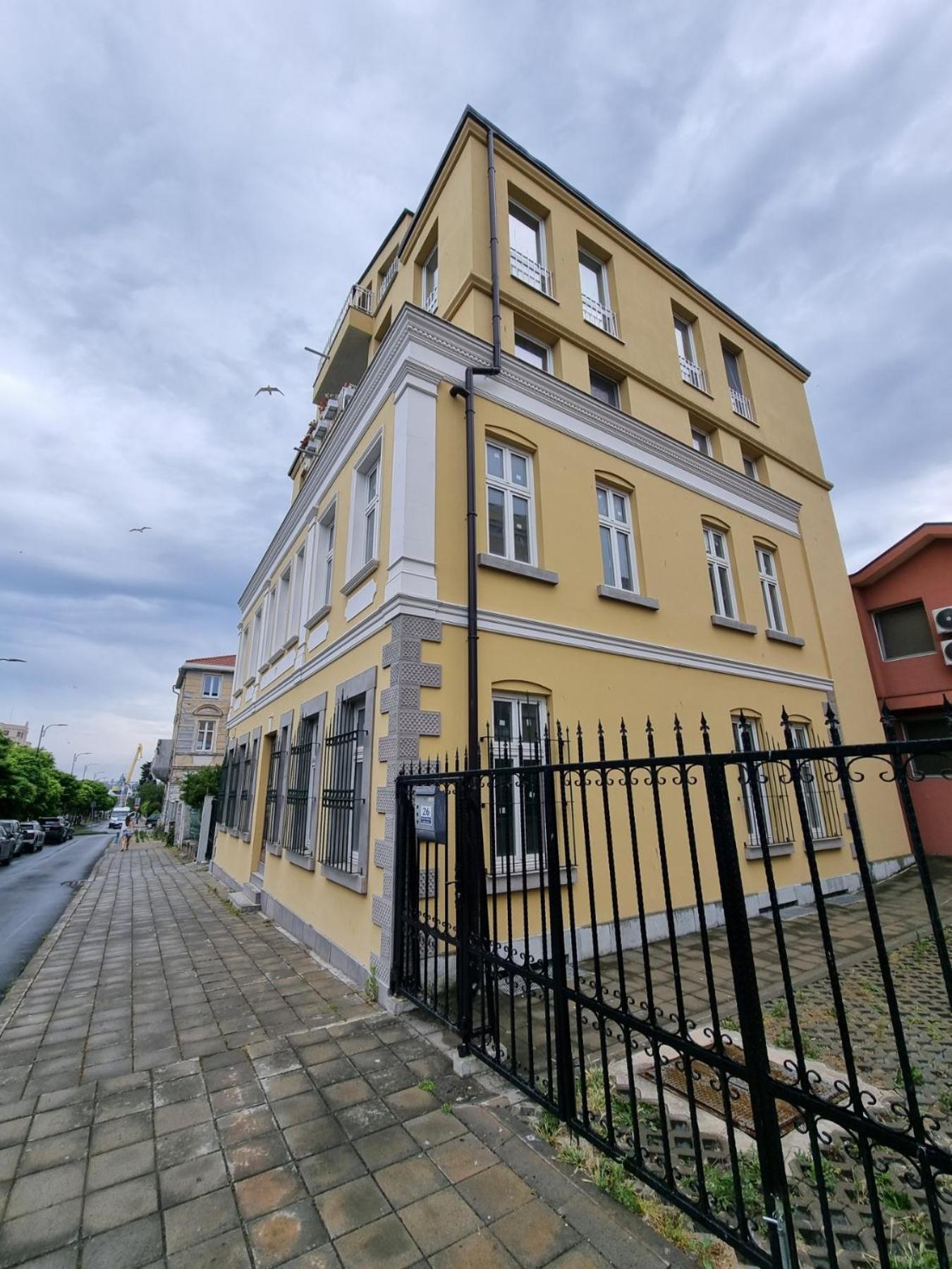 Lux Apartment Battenberg to the SeaGarden